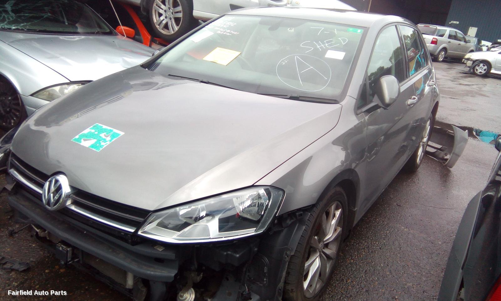 2013-2017 Volkswagen Golf Rear Garnish