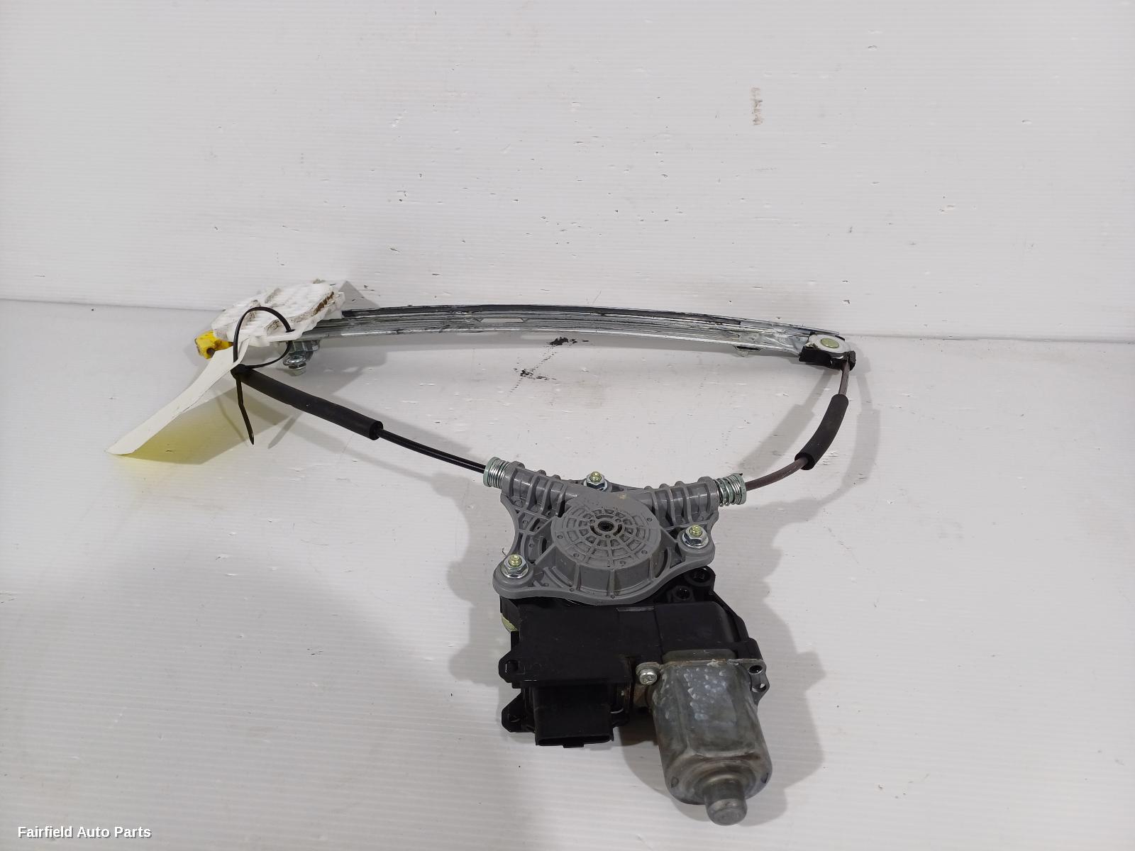 2020-2026 Kia Stonic Right Front Window Reg Motor