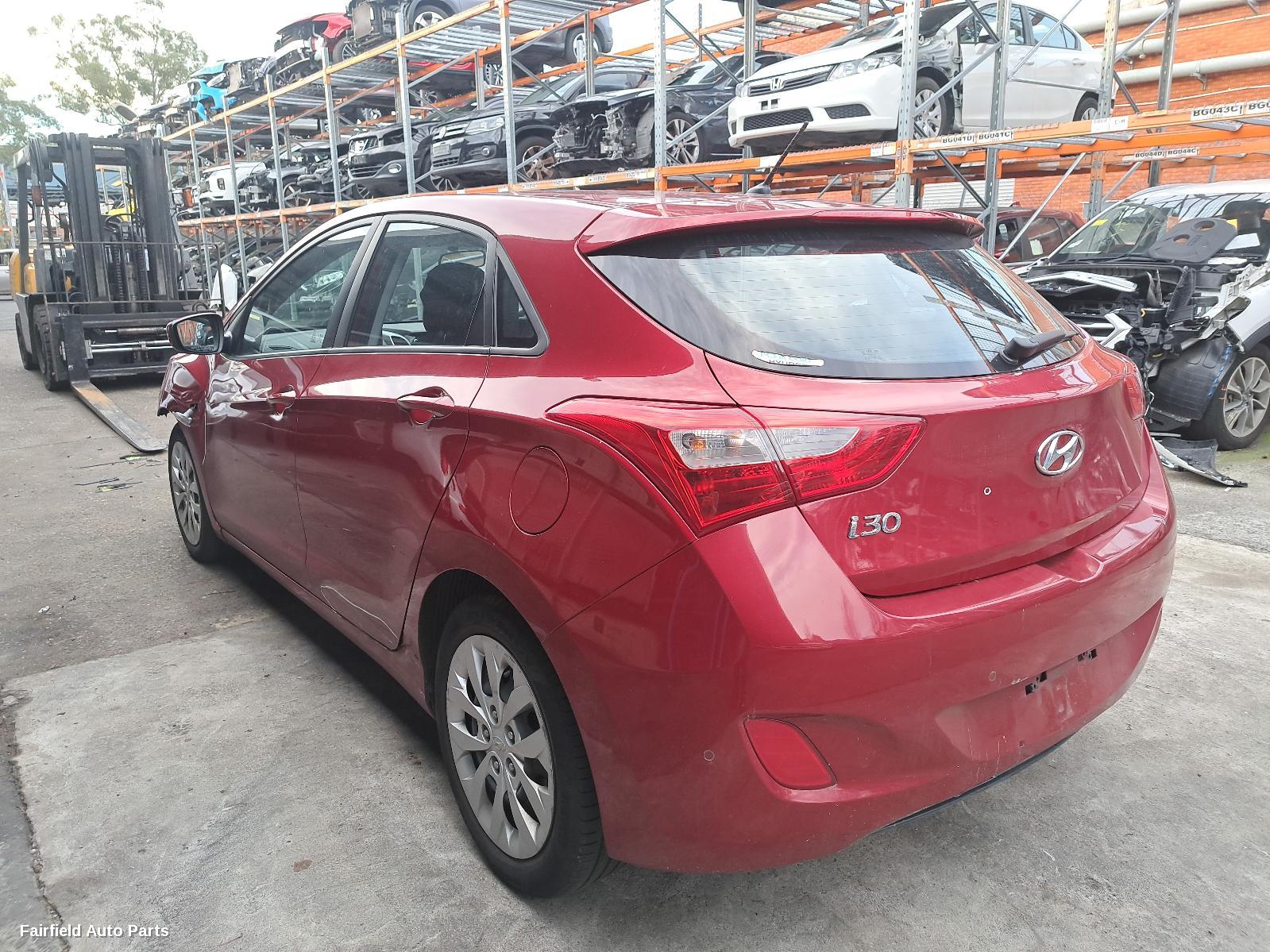 2012-2017 Hyundai I30 Sunvisor