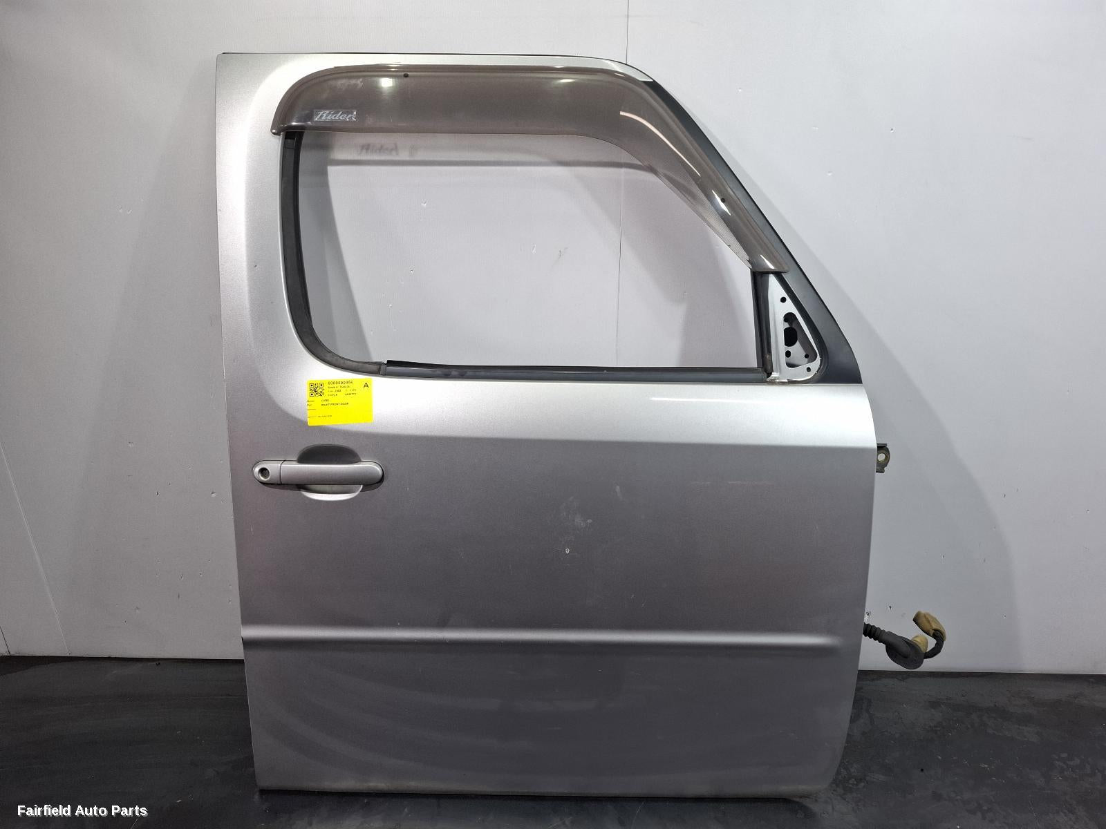 2002-2008 Nissan Cube Right Front Door
