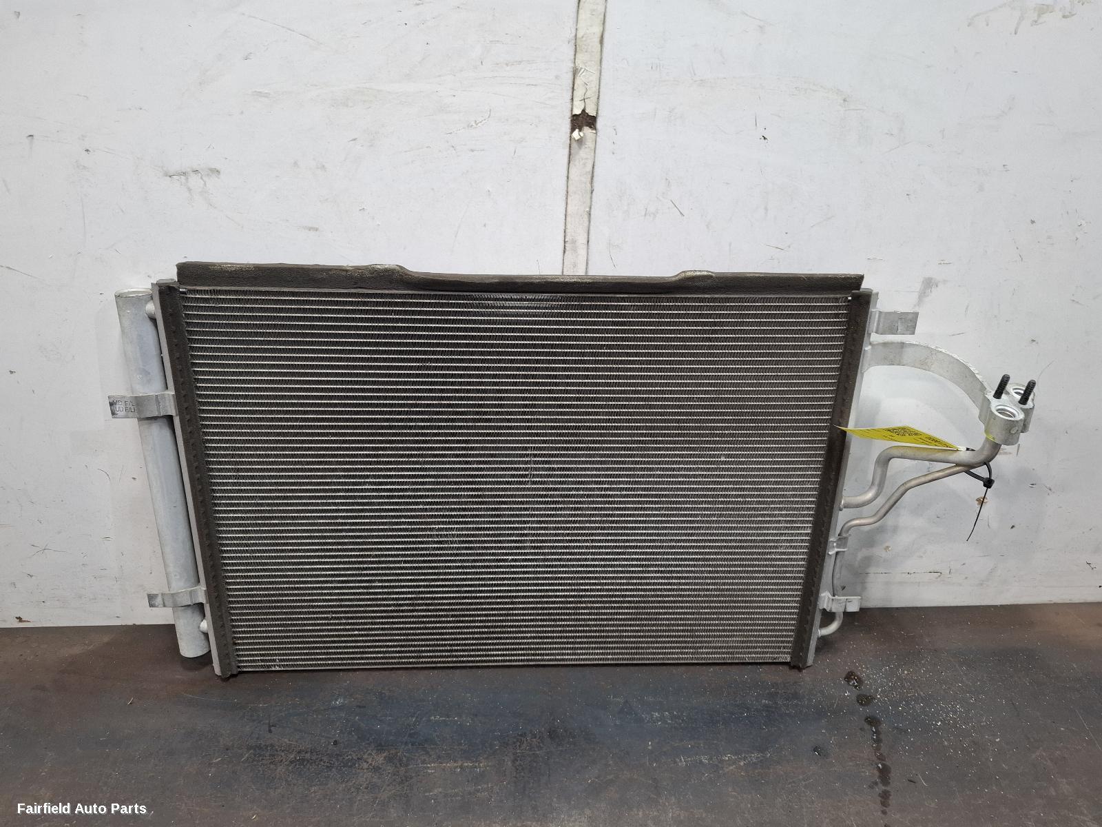 2015-2017 Hyundai I30 A C Condenser