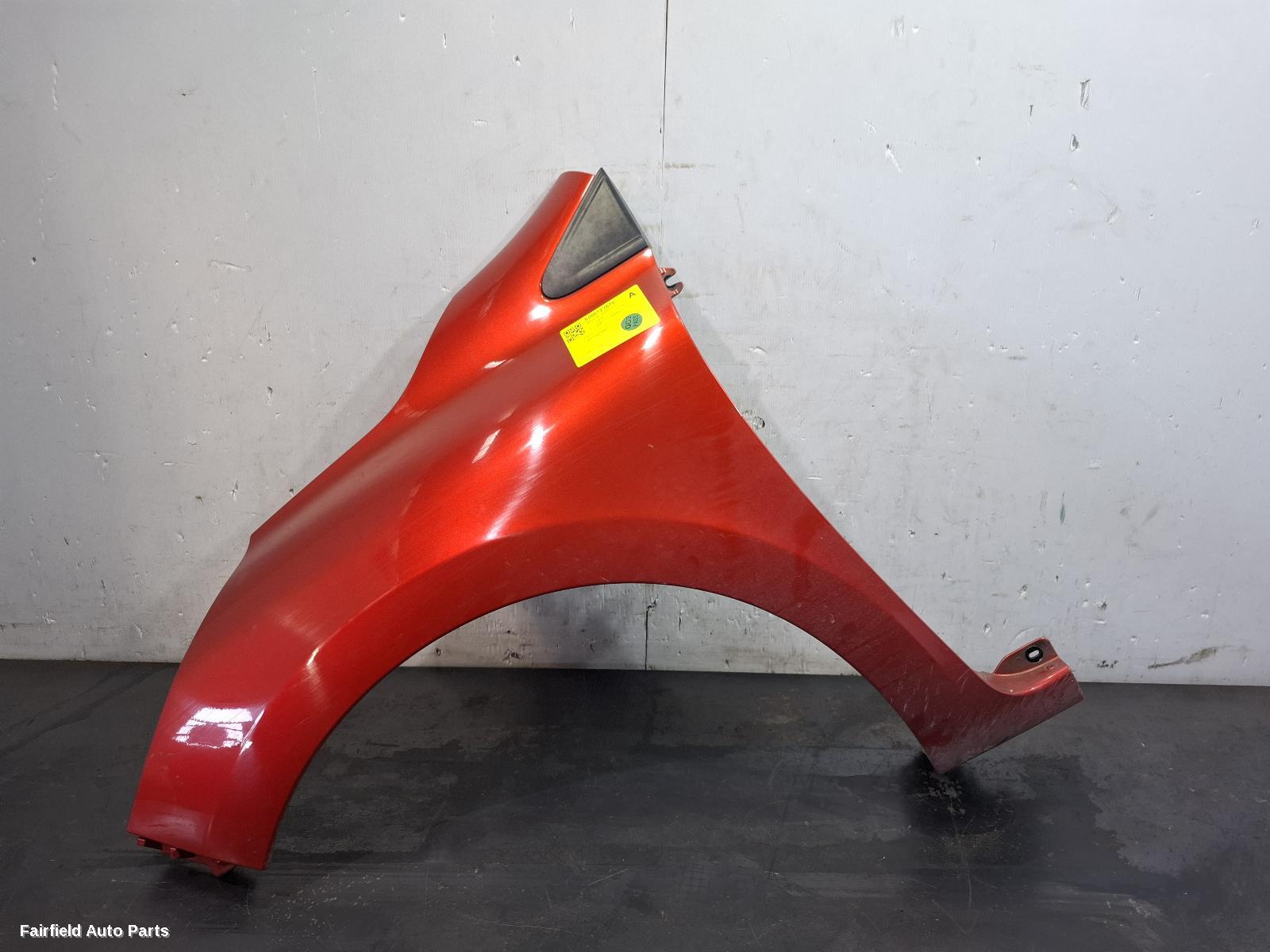 2013-2019 Renault Clio Left Guard
