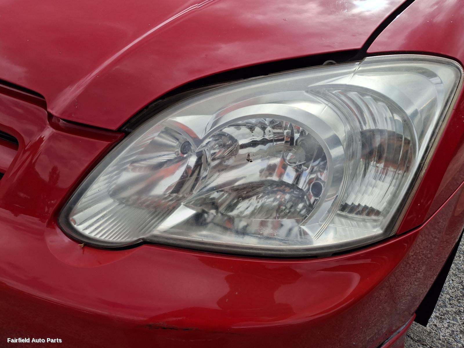 2004-2007 Toyota Corolla Right Guard