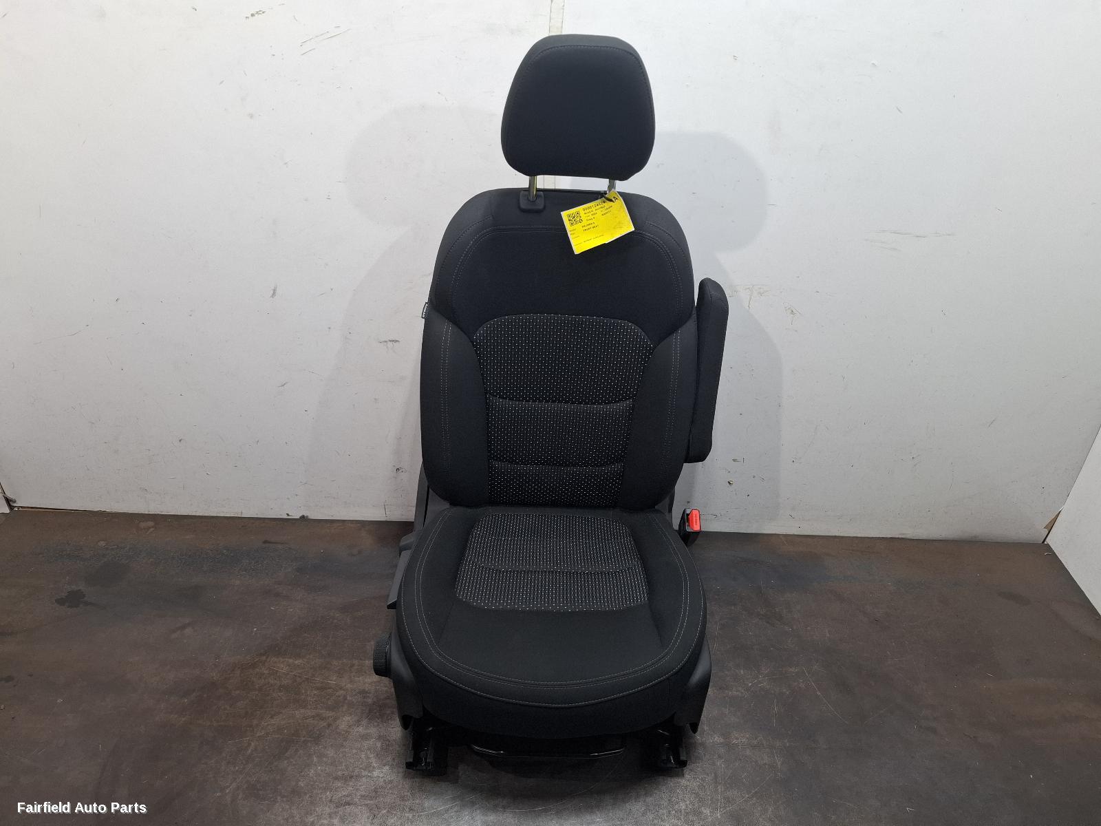 2020-2026 Ldv Deliver 9 Front Seat