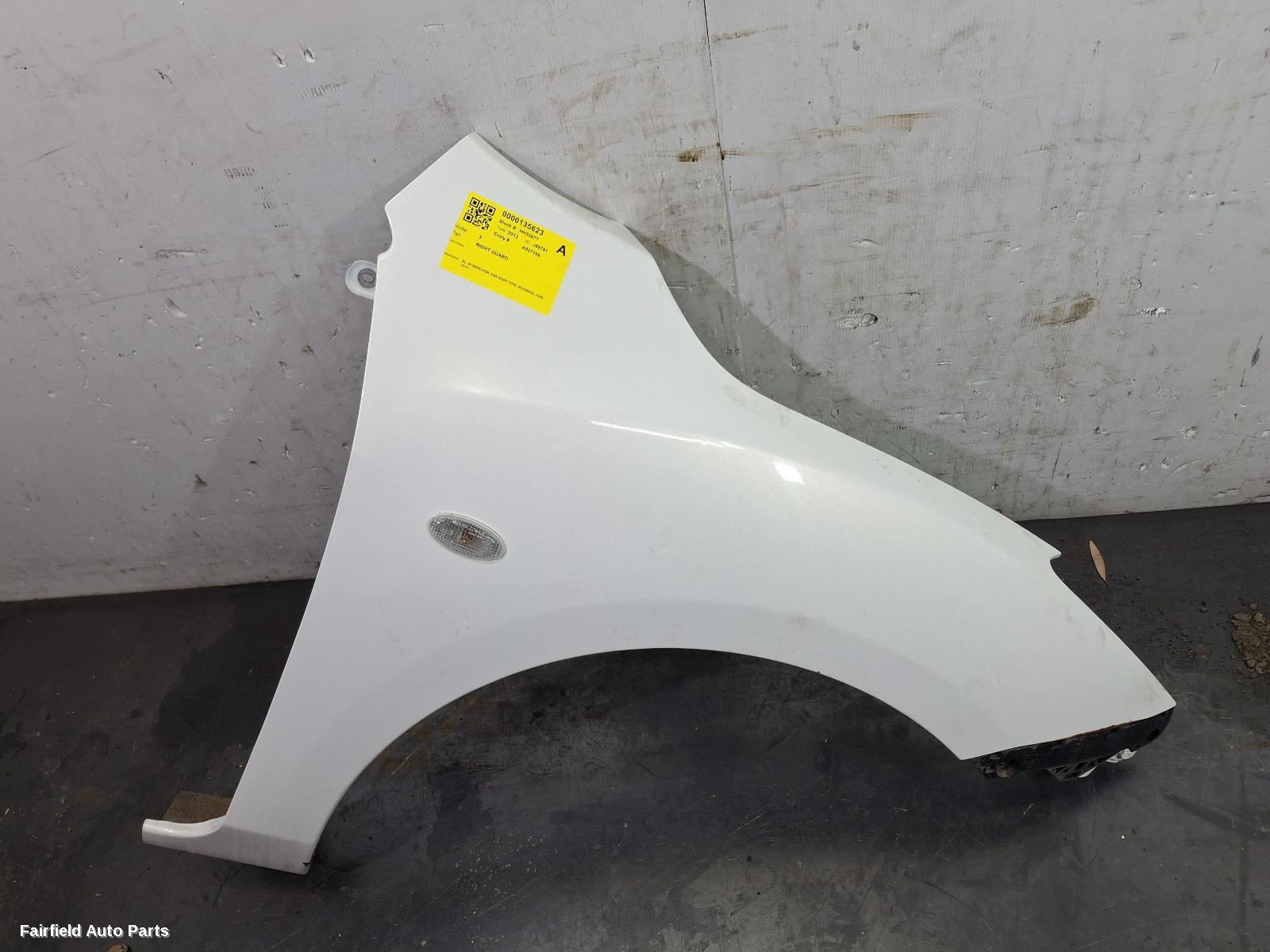 2009-2013 Mazda 3 Right Guard