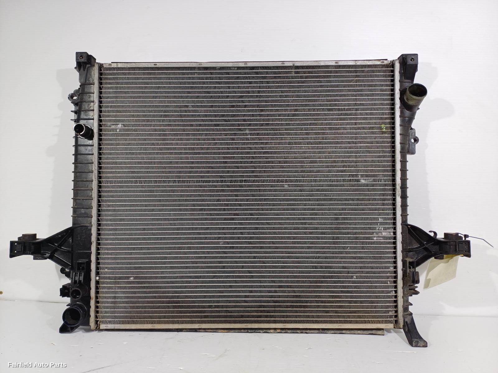 2006-2014 Volvo Xc90 Radiator