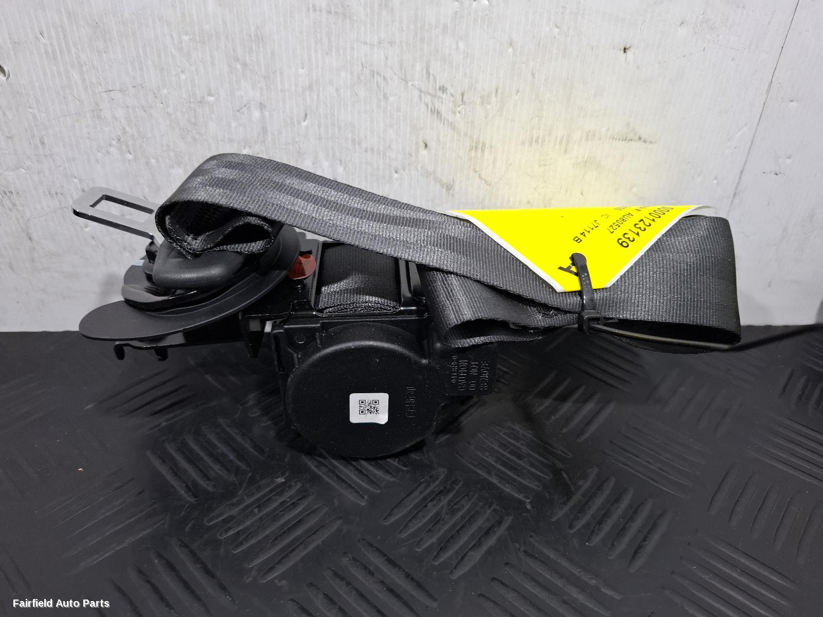 2024-2025 Ldv D90 Seatbelt Stalk