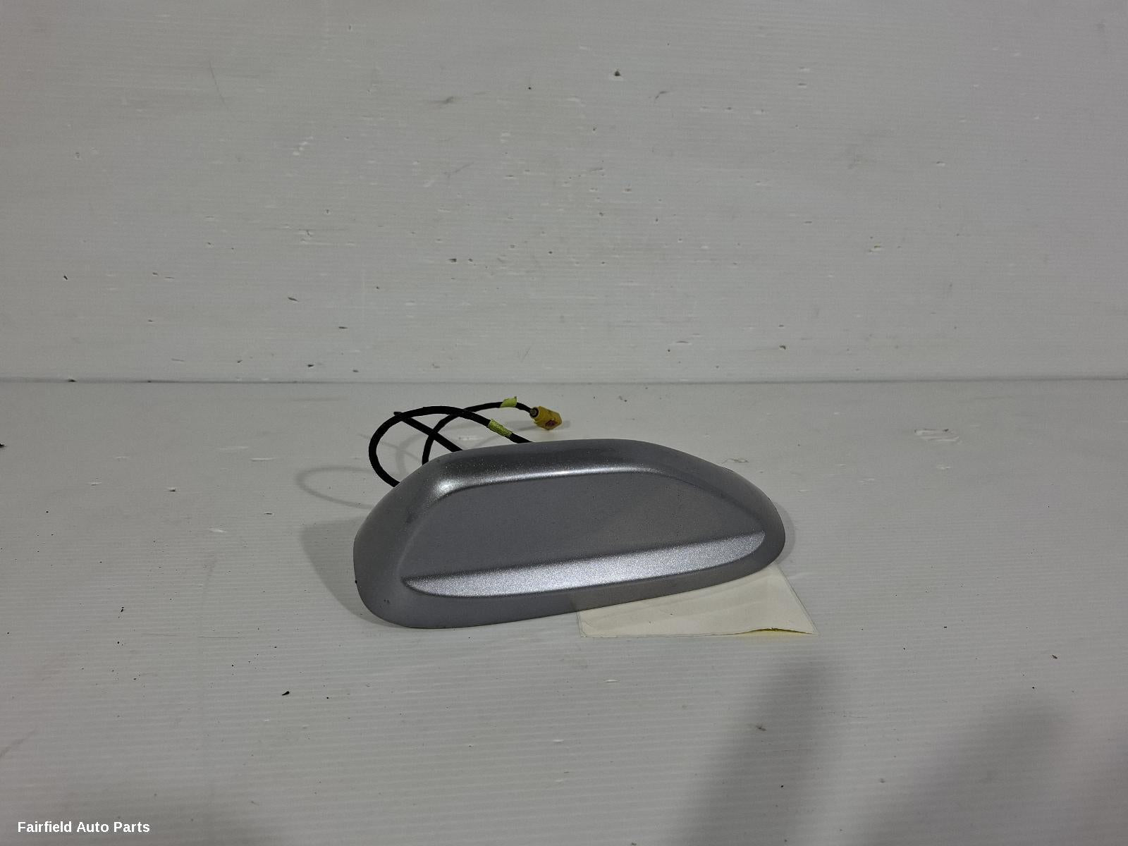 2014-2022 Jeep Cherokee Antenna