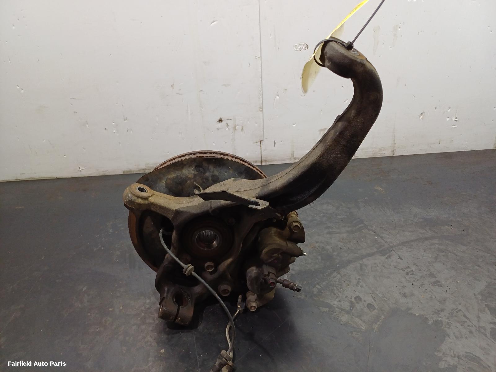 2015-2018 Nissan Navara Right Front Hub Assembly