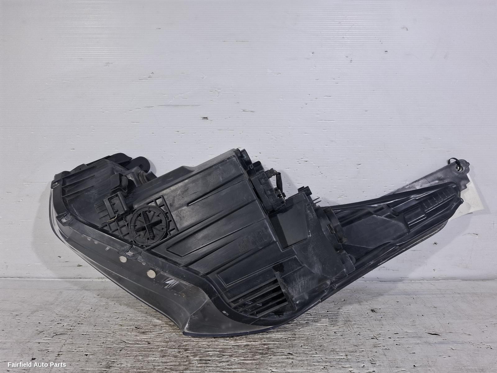 2011-2018 Hyundai Veloster Right Headlamp