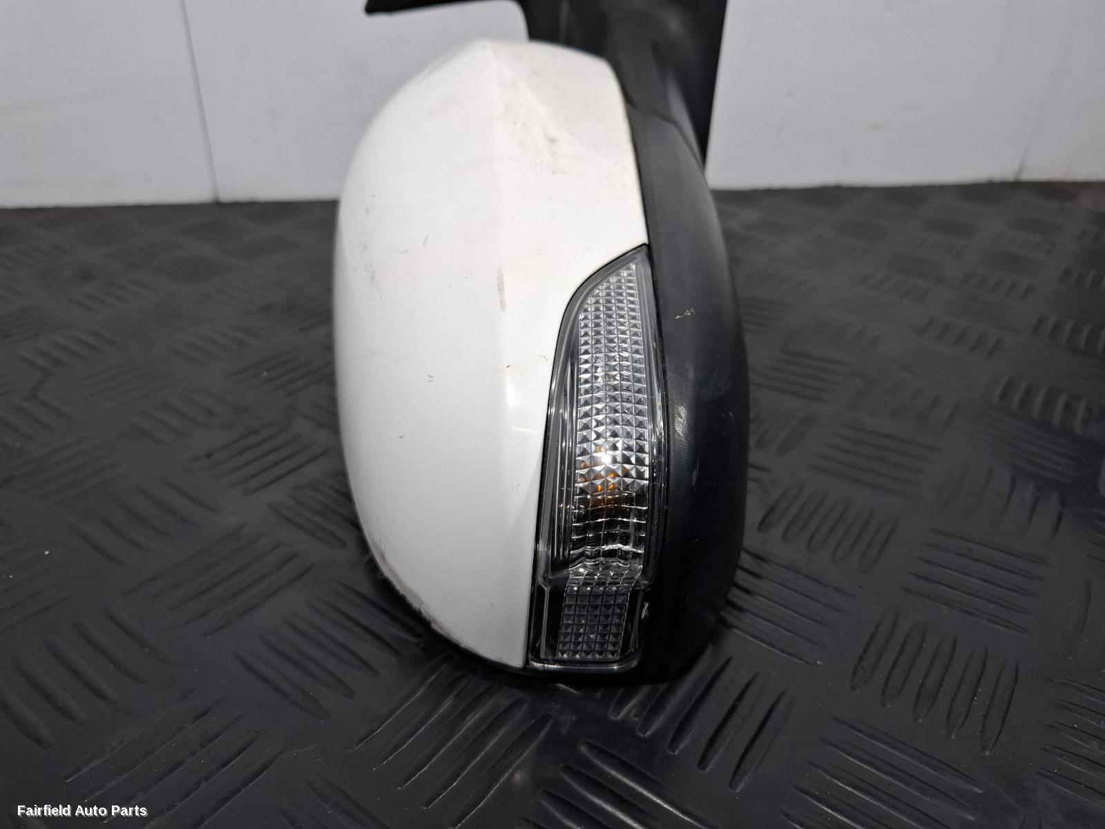2011-2020 Toyota Prius Right Door Mirror