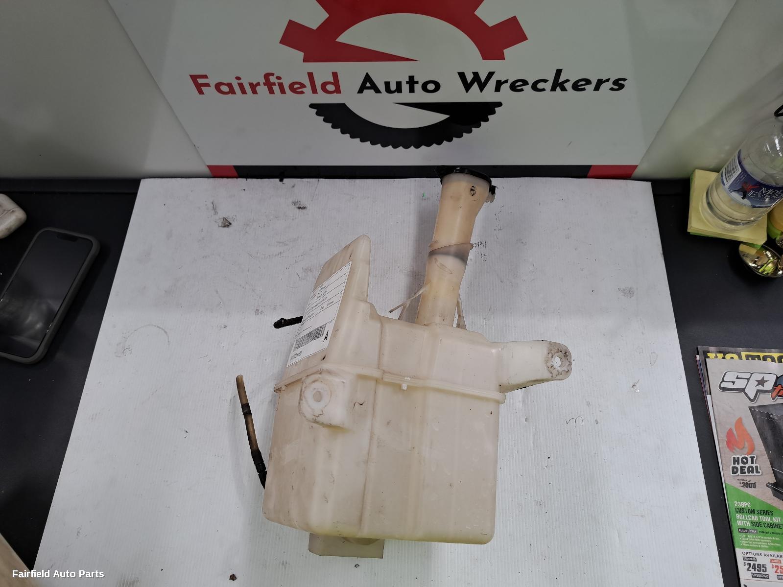 2001-2007 Toyota Corolla Washer Bottle