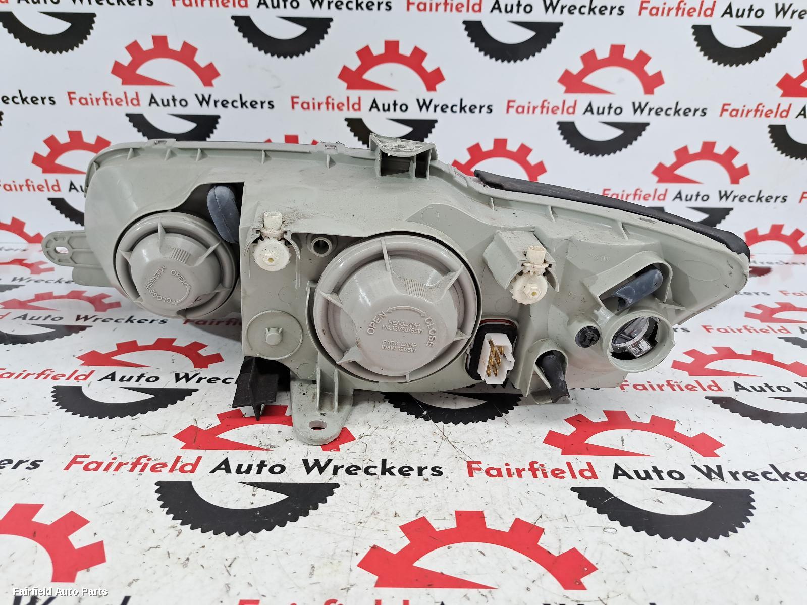 2003-2004 Holden Crewman Right Headlamp