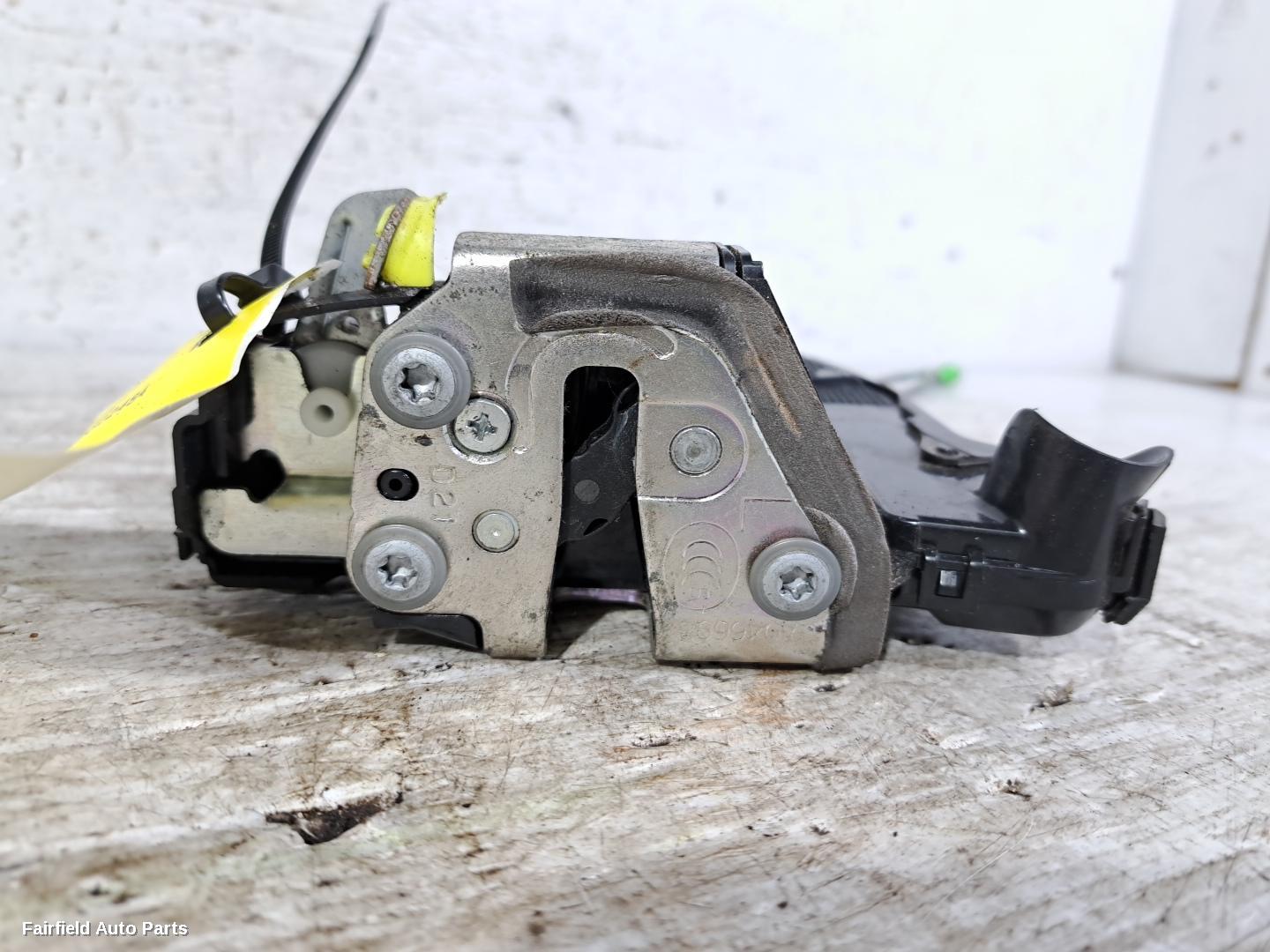 2012-2018 Toyota Corolla Door Boot Gate Lock