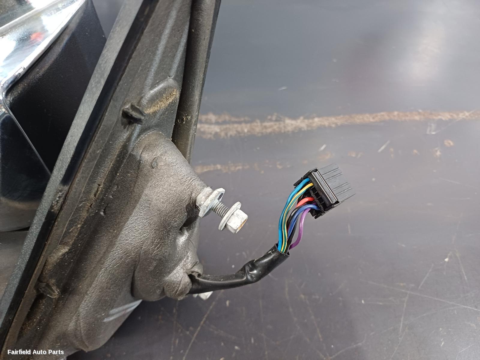 2007-2016 Jeep Patriot Right Door Mirror
