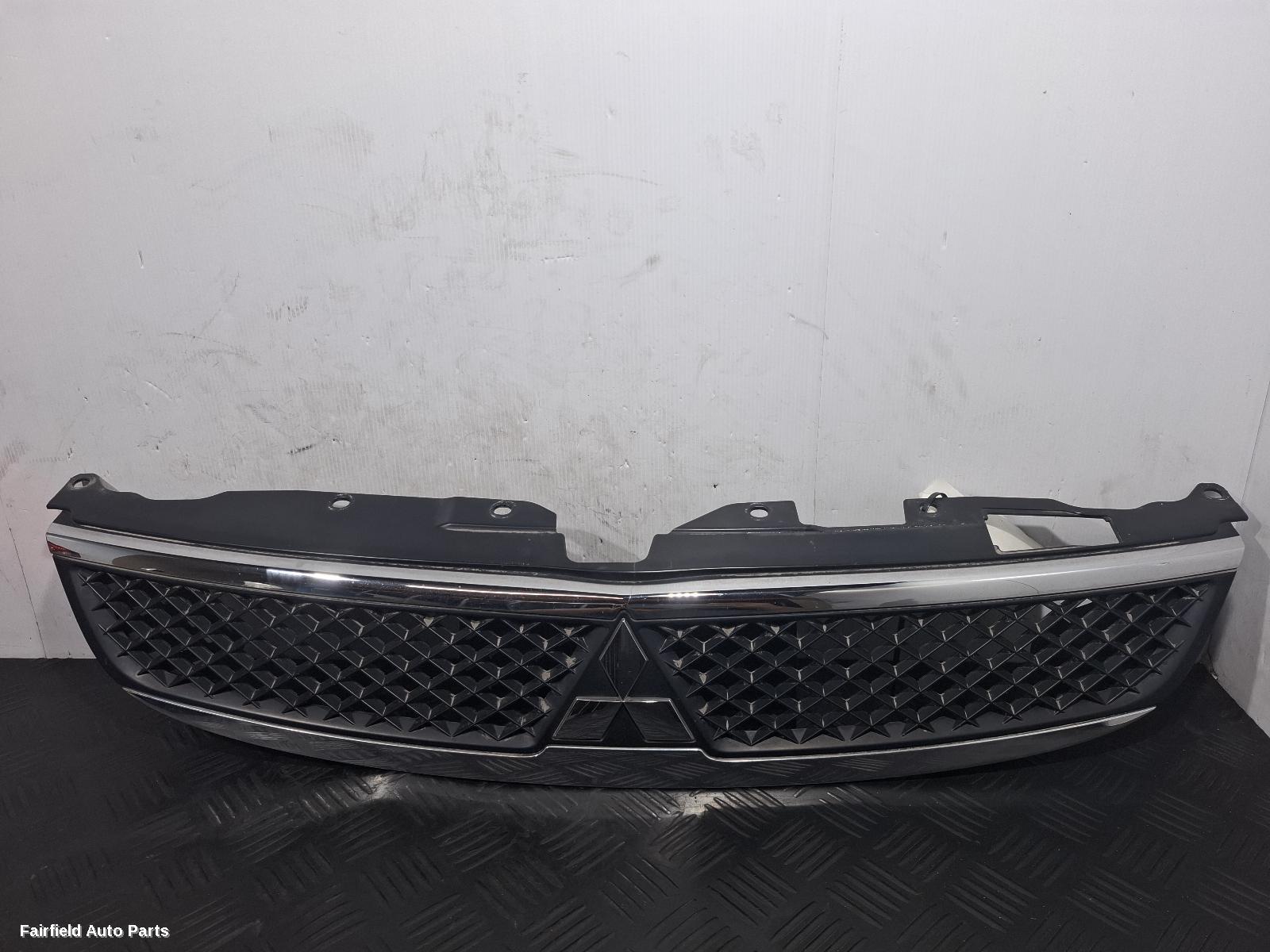 2006-2011 Mitsubishi Colt Grille