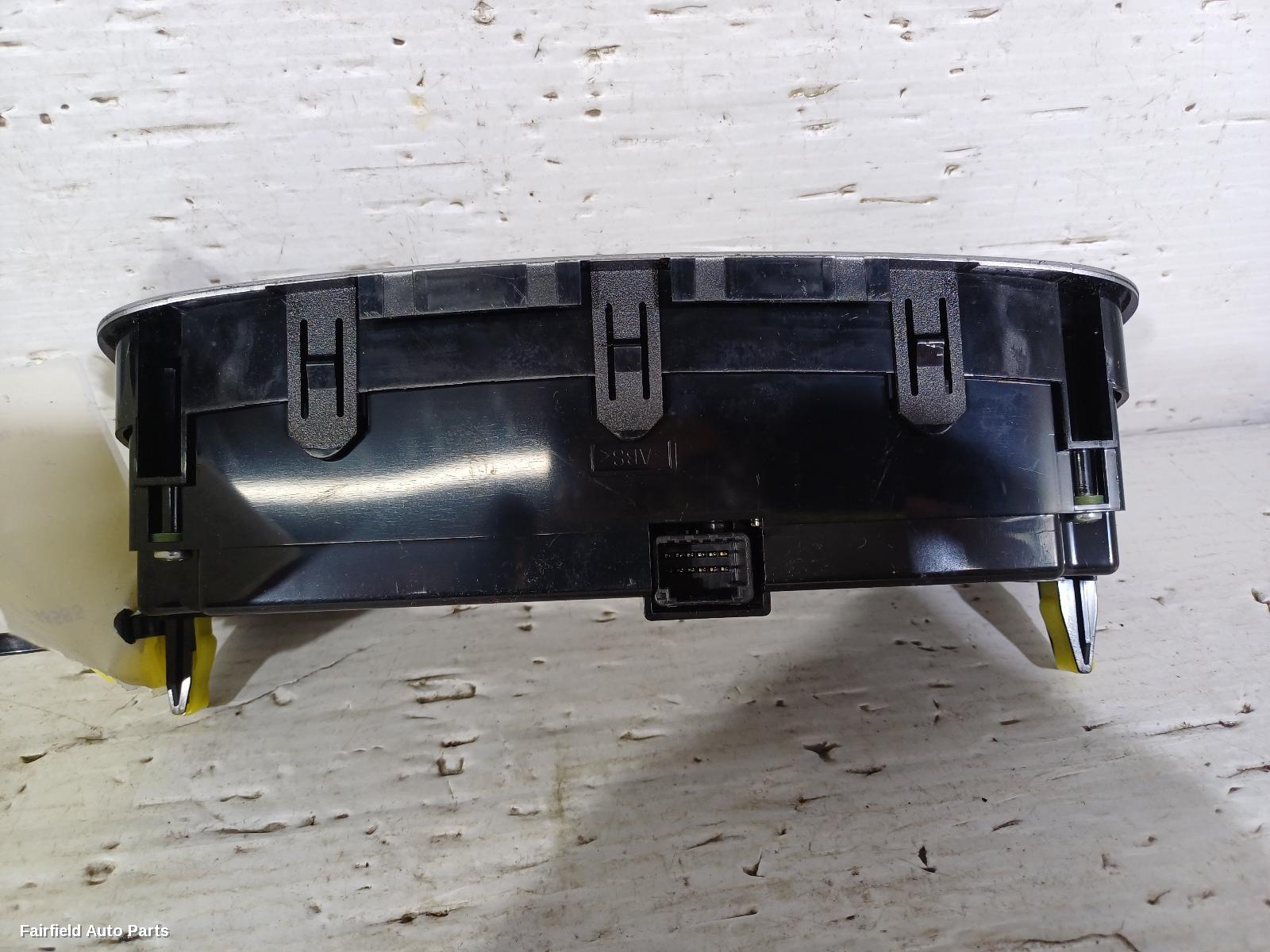 2013-2021 Toyota Kluger Heater Ac Controls