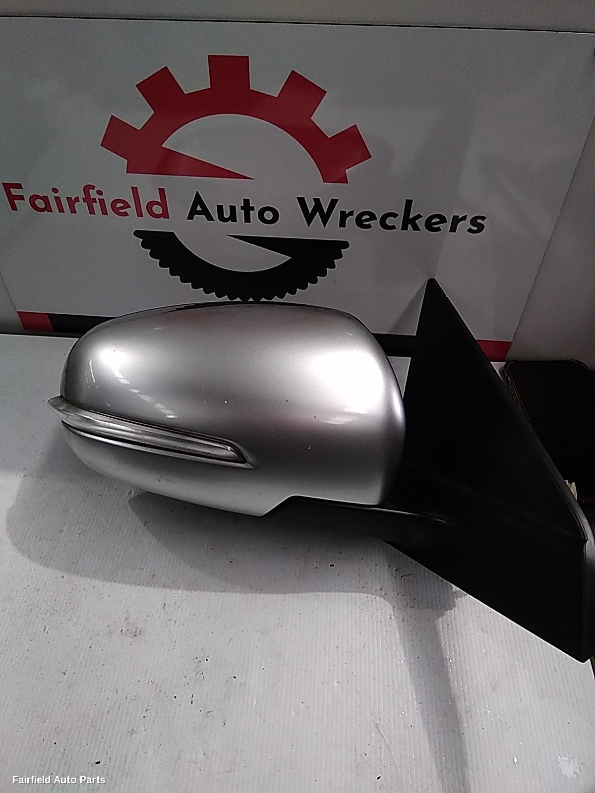 2015-2018 Suzuki Vitara Right Door Mirror