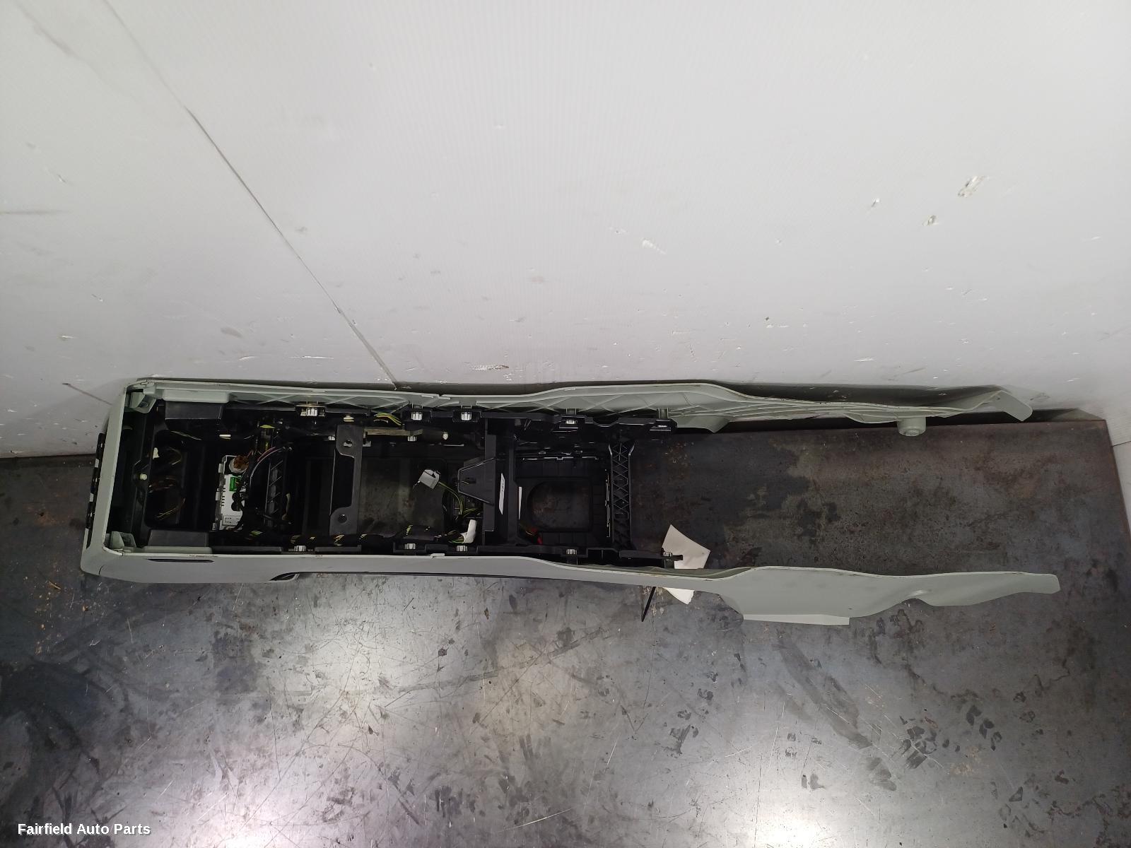 2015-2026 Land Rover Discovery Sport Console