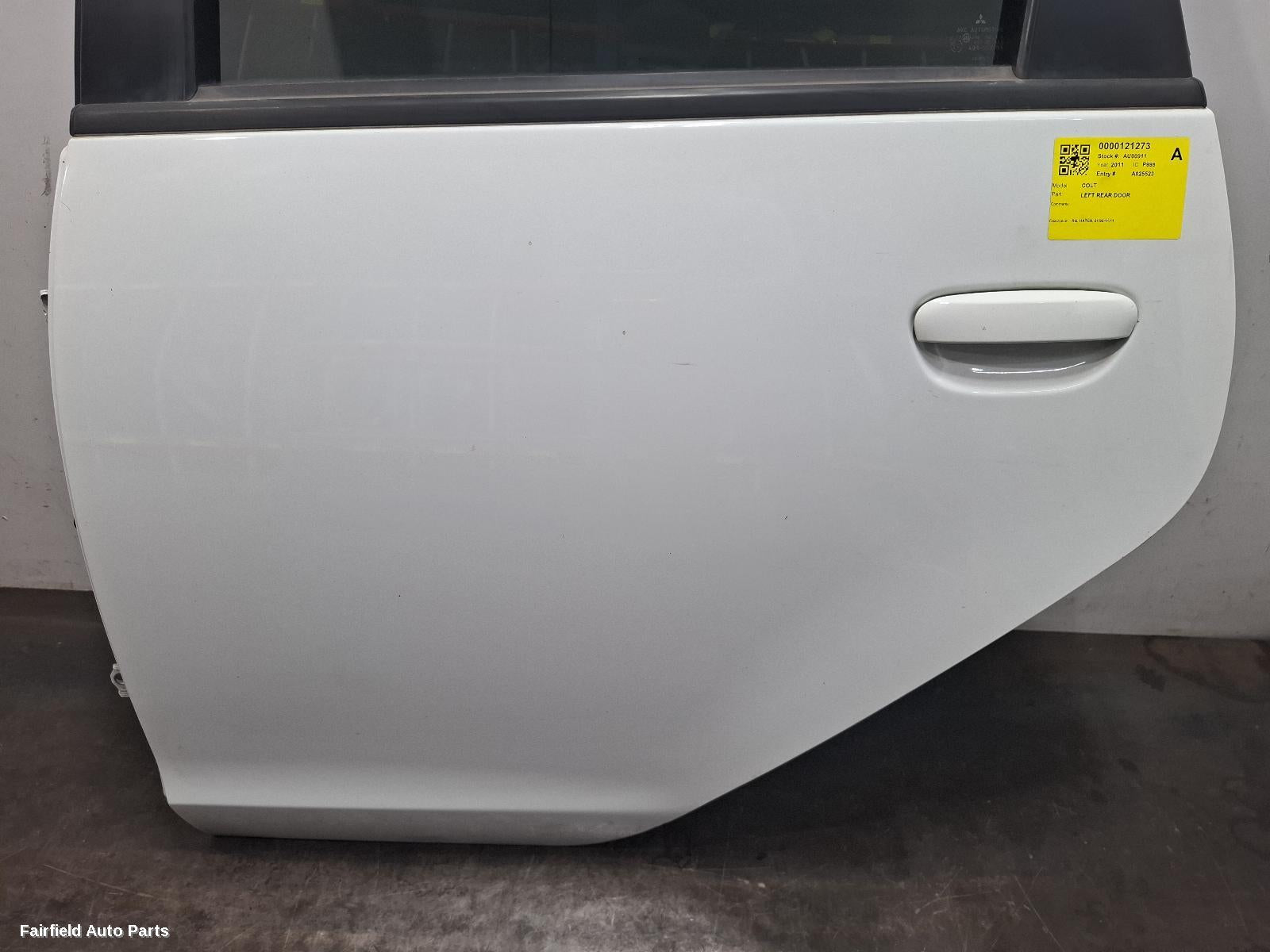 2002-2011 Mitsubishi Colt Left Rear Door Sliding