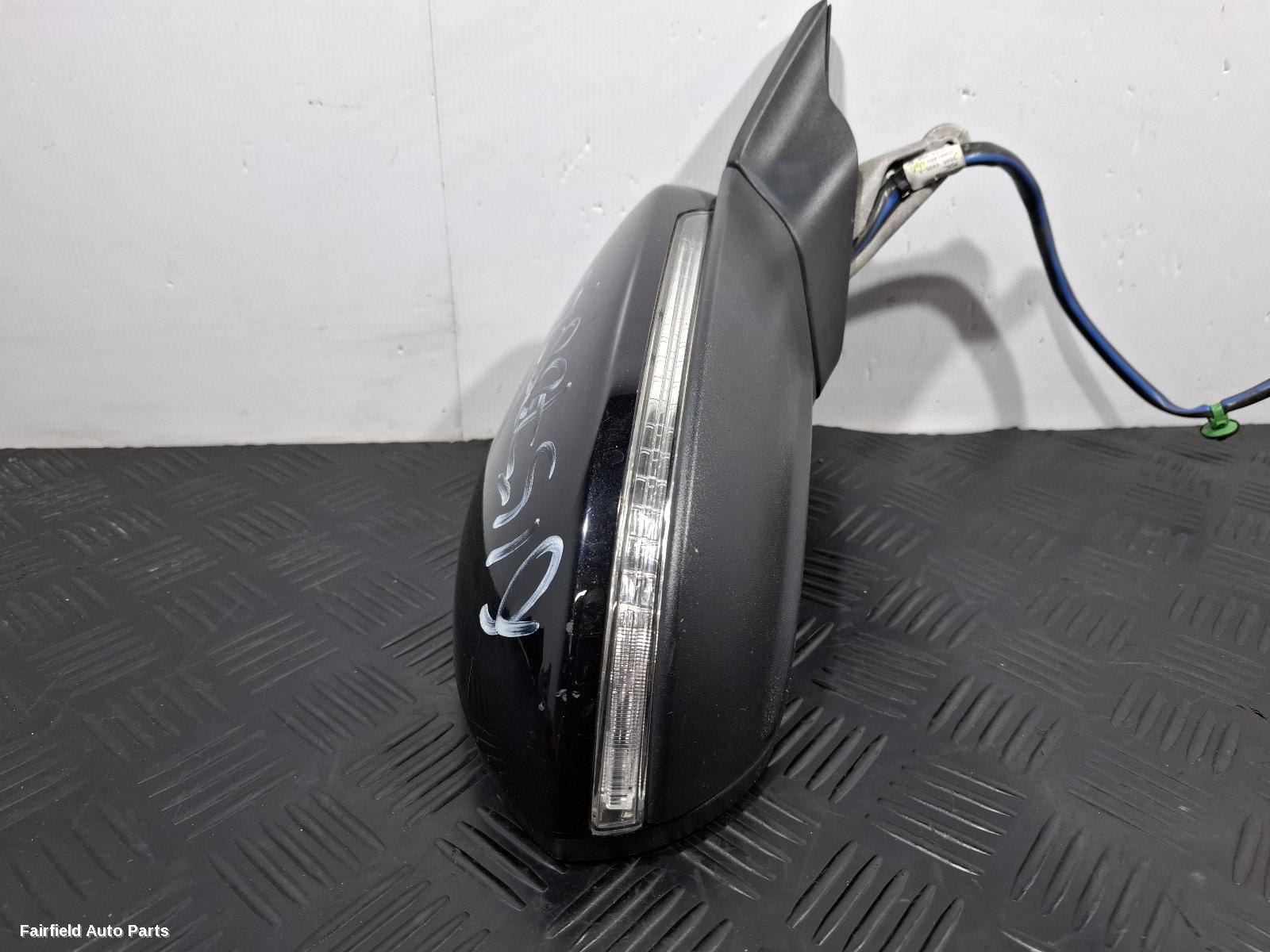 2017-2020 Volkswagen Golf Right Door Mirror