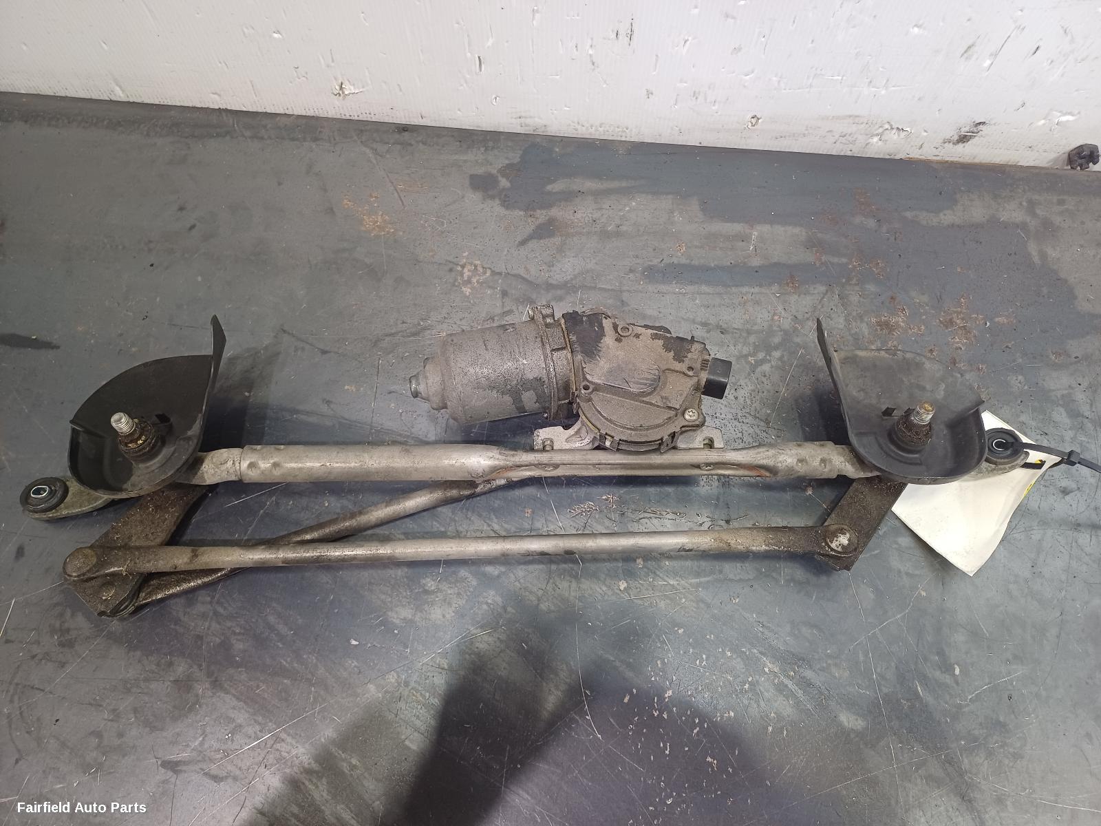 2012-2021 Mitsubishi Outlander Wiper Motor