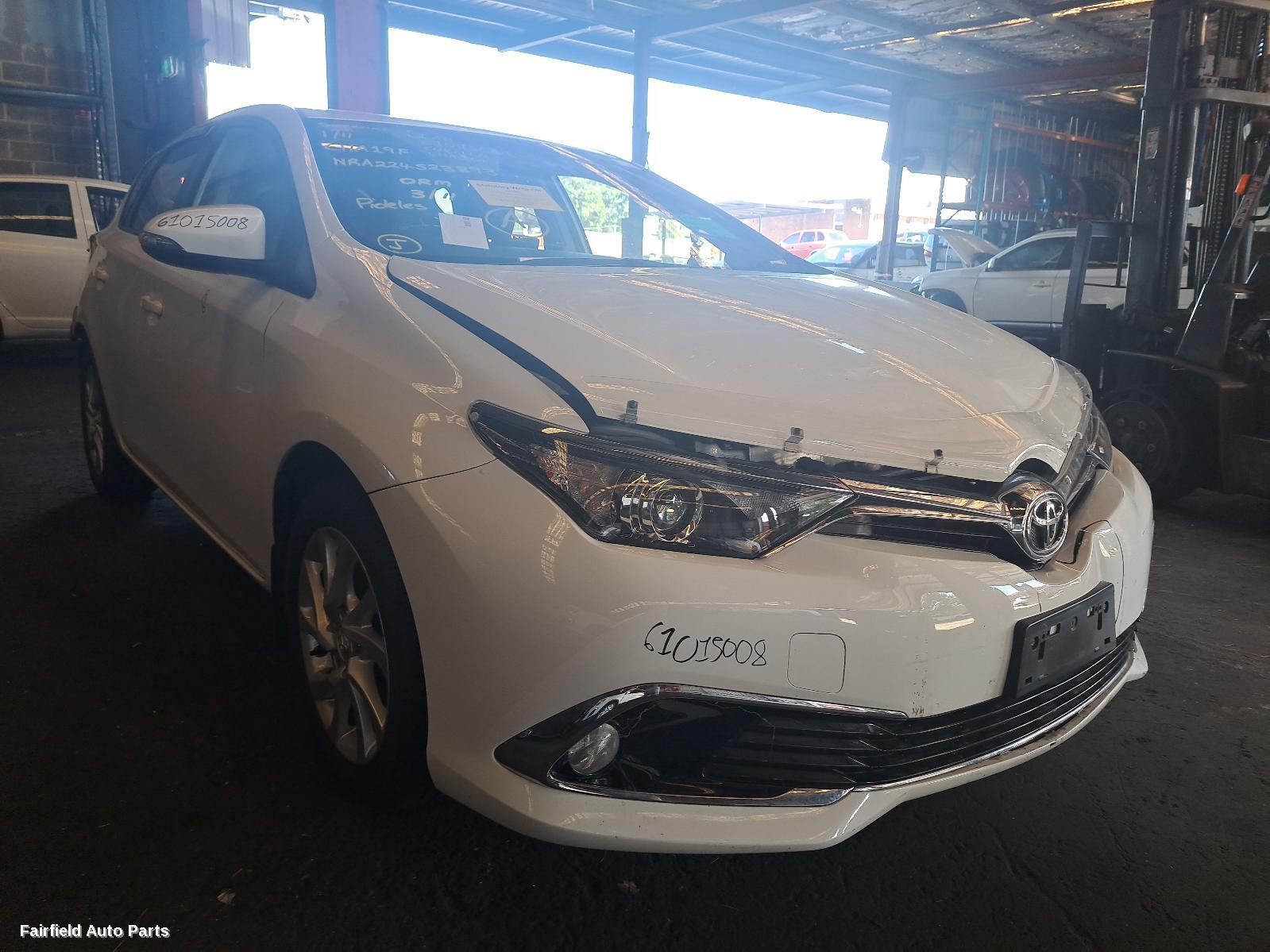2012-2018 Toyota Corolla Courtesy Light