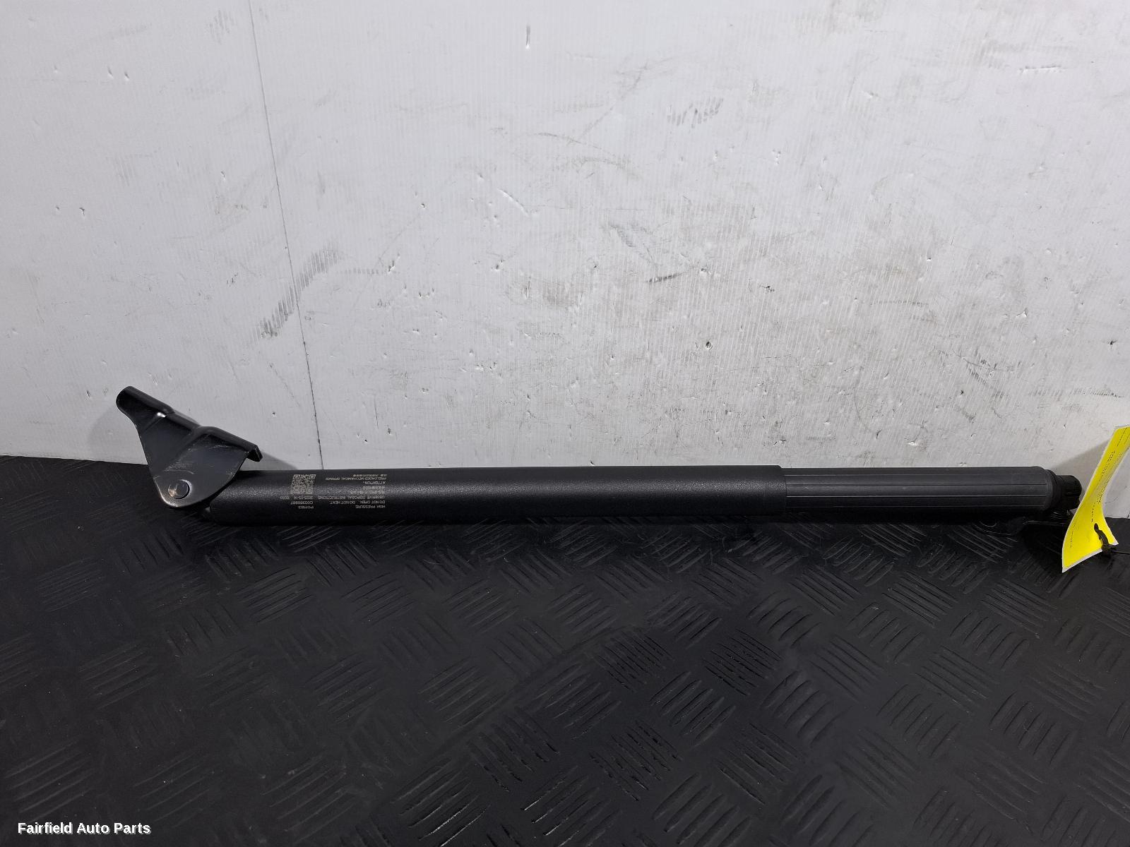 2017-2025 Ldv D90 Hatch Strut
