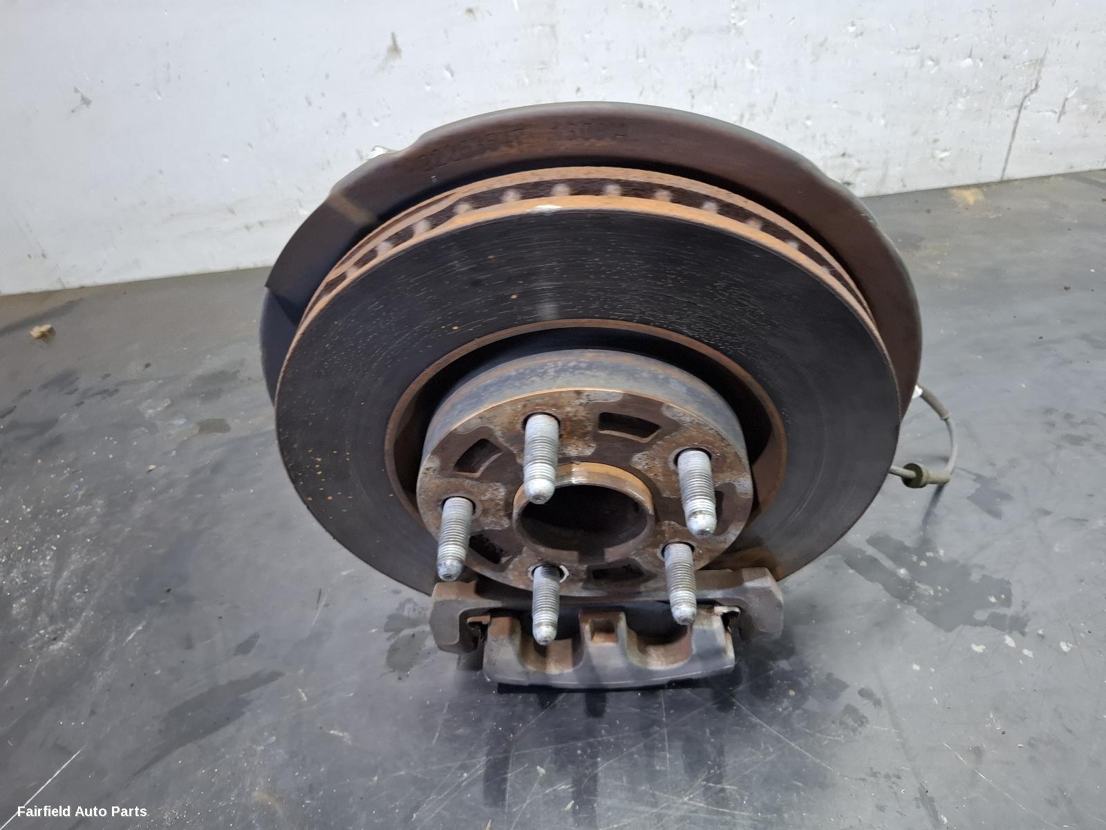 2013-2017 Holden Commodore Left Front Hub Assembly