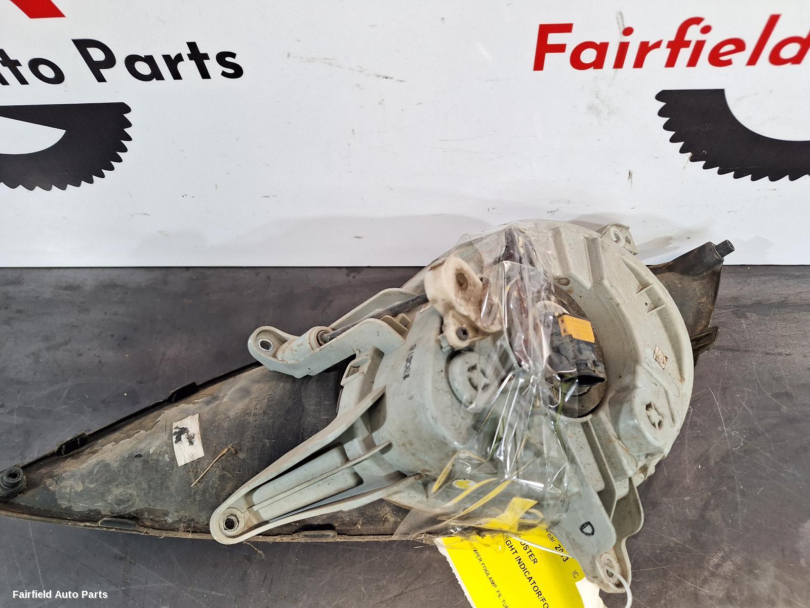 2012-2018 Hyundai Veloster Right Indicator Fog Side