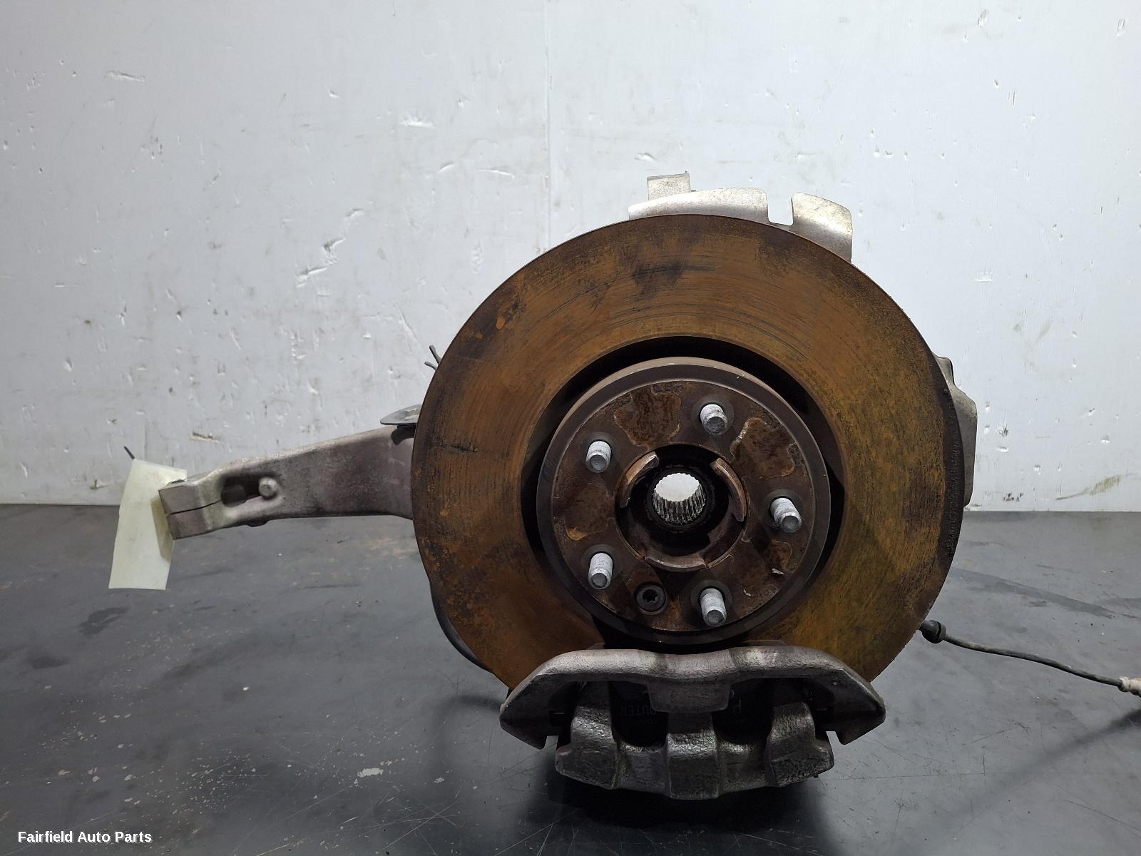 2016-2026 Land Rover Discovery Right Front Hub Assembly