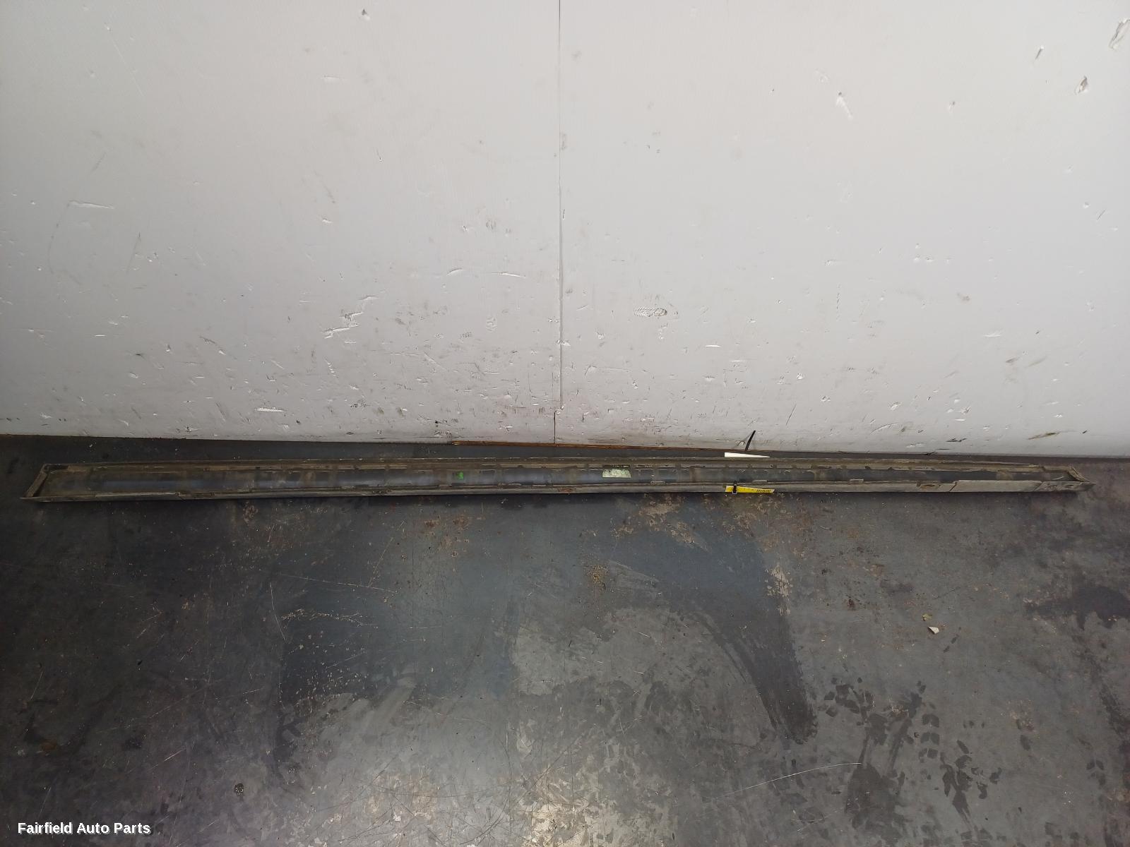2010-2018 Audi A1 Side Step Skirt
