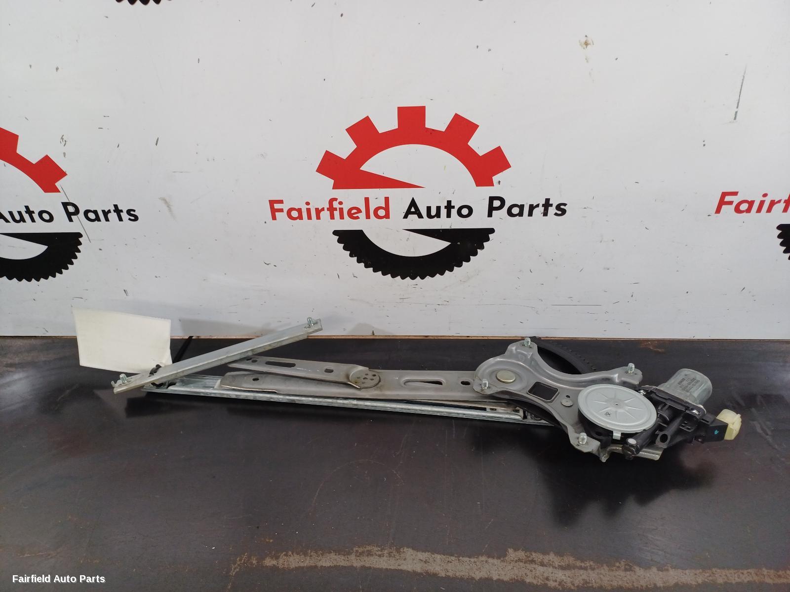 2010-2015 Hyundai I20 Left Front Window Reg Motor