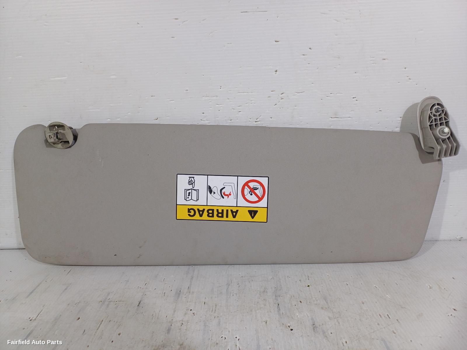 2015-2026 Renault Trafic Sunvisor