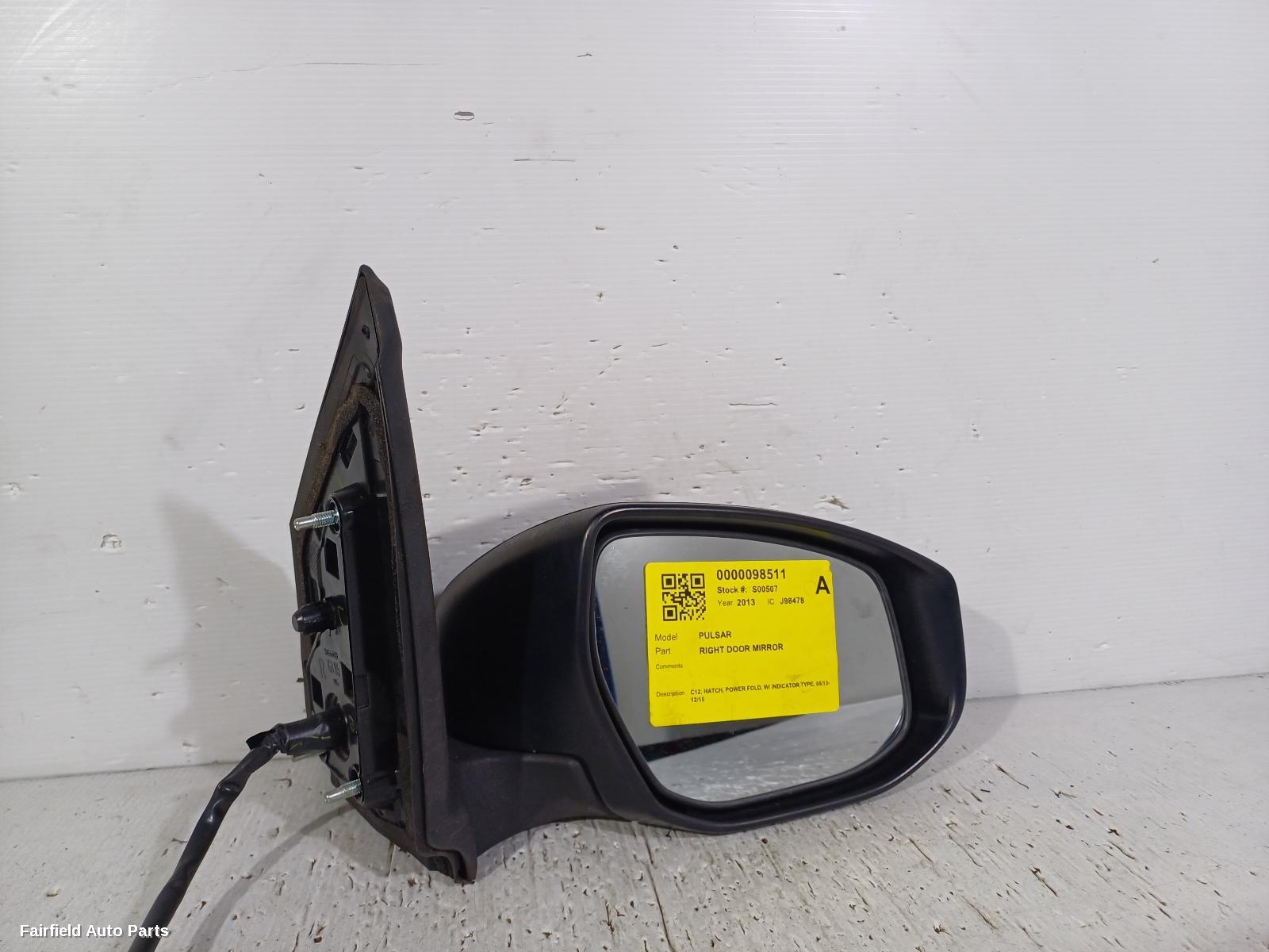 2013-2016 Nissan Pulsar Right Door Mirror