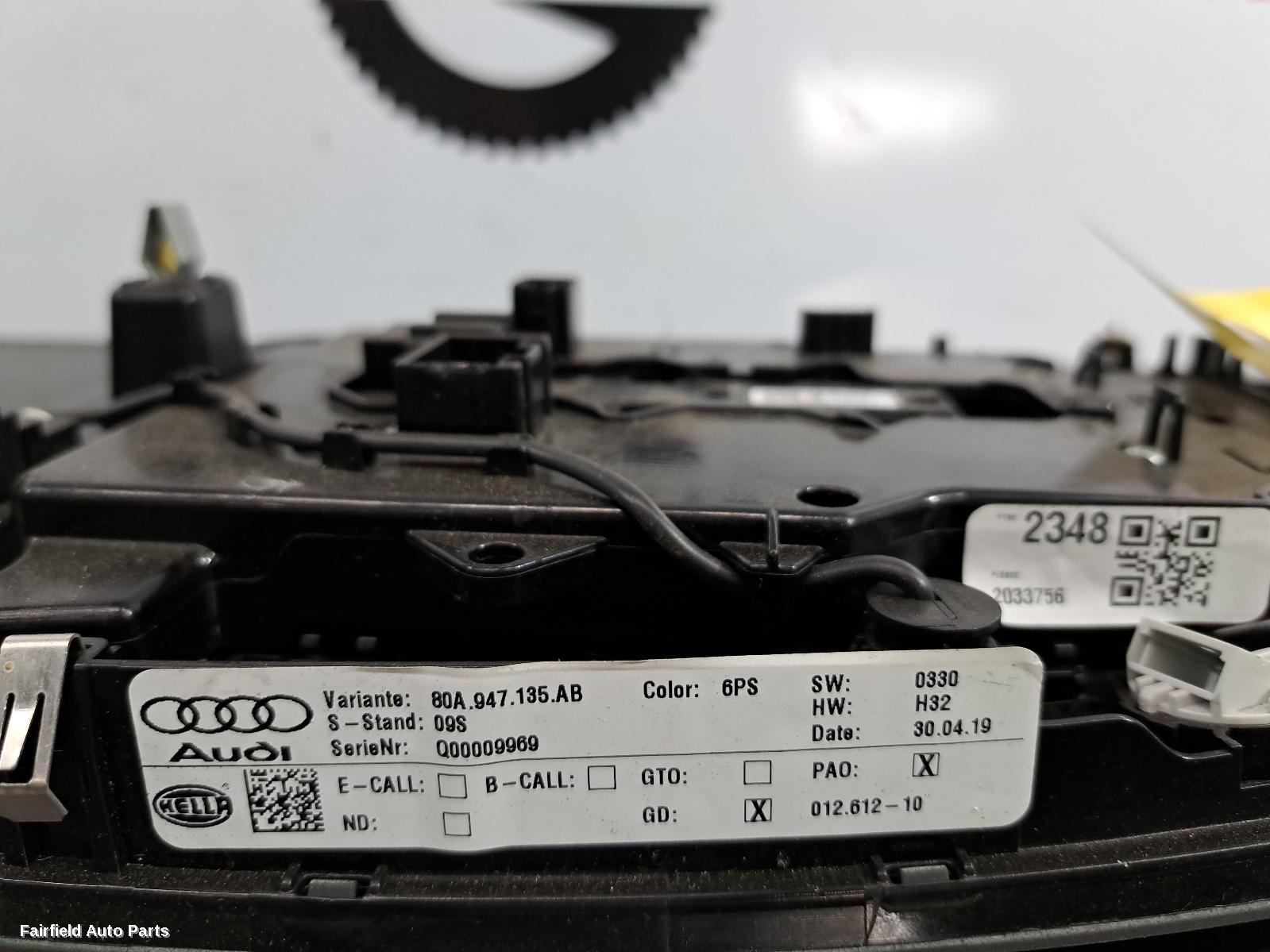 2017-2025 Audi Q5 Courtesy Light