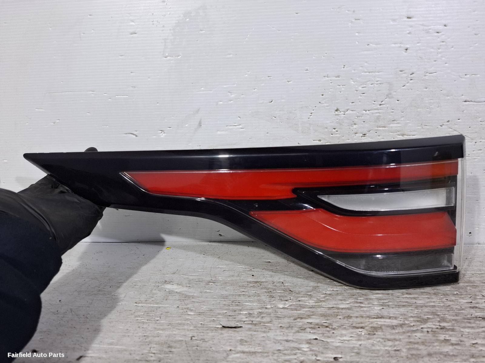 2016-2020 Land Rover Discovery Left Taillight