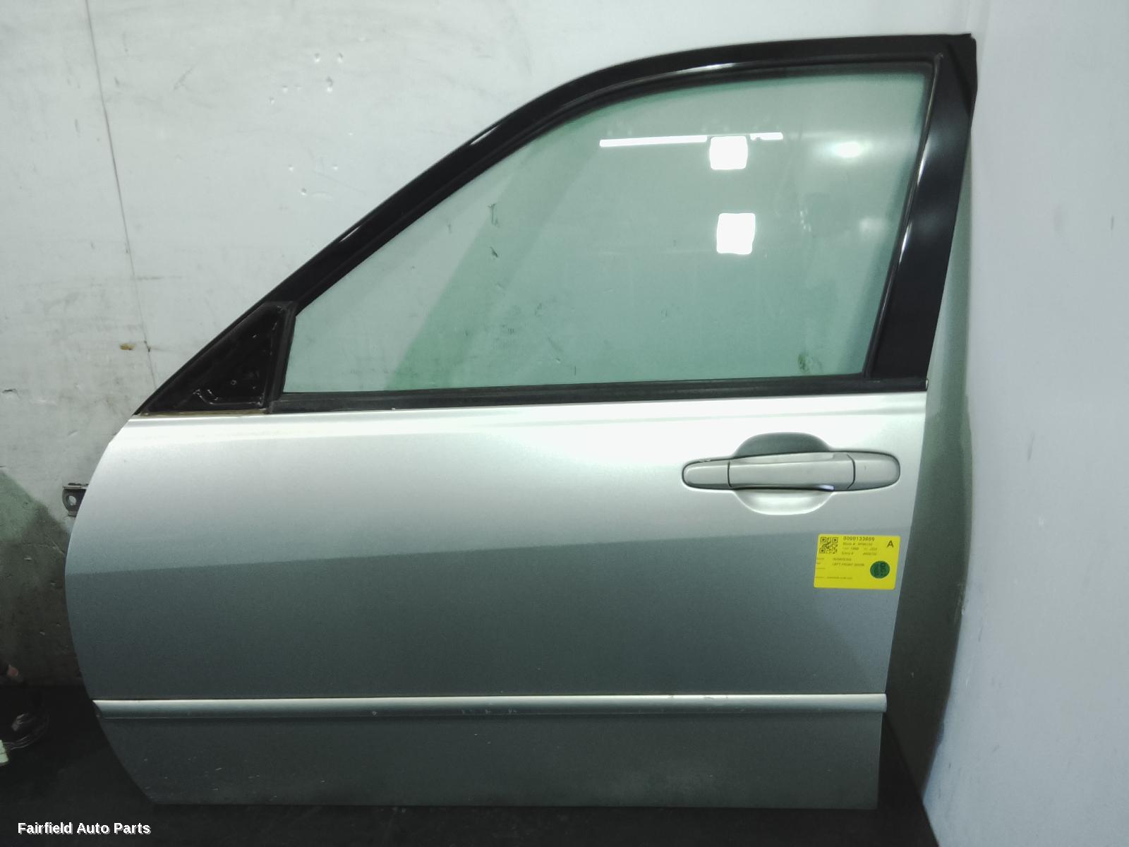 1998-2005 Lexus Is200/is300 Left Front Door