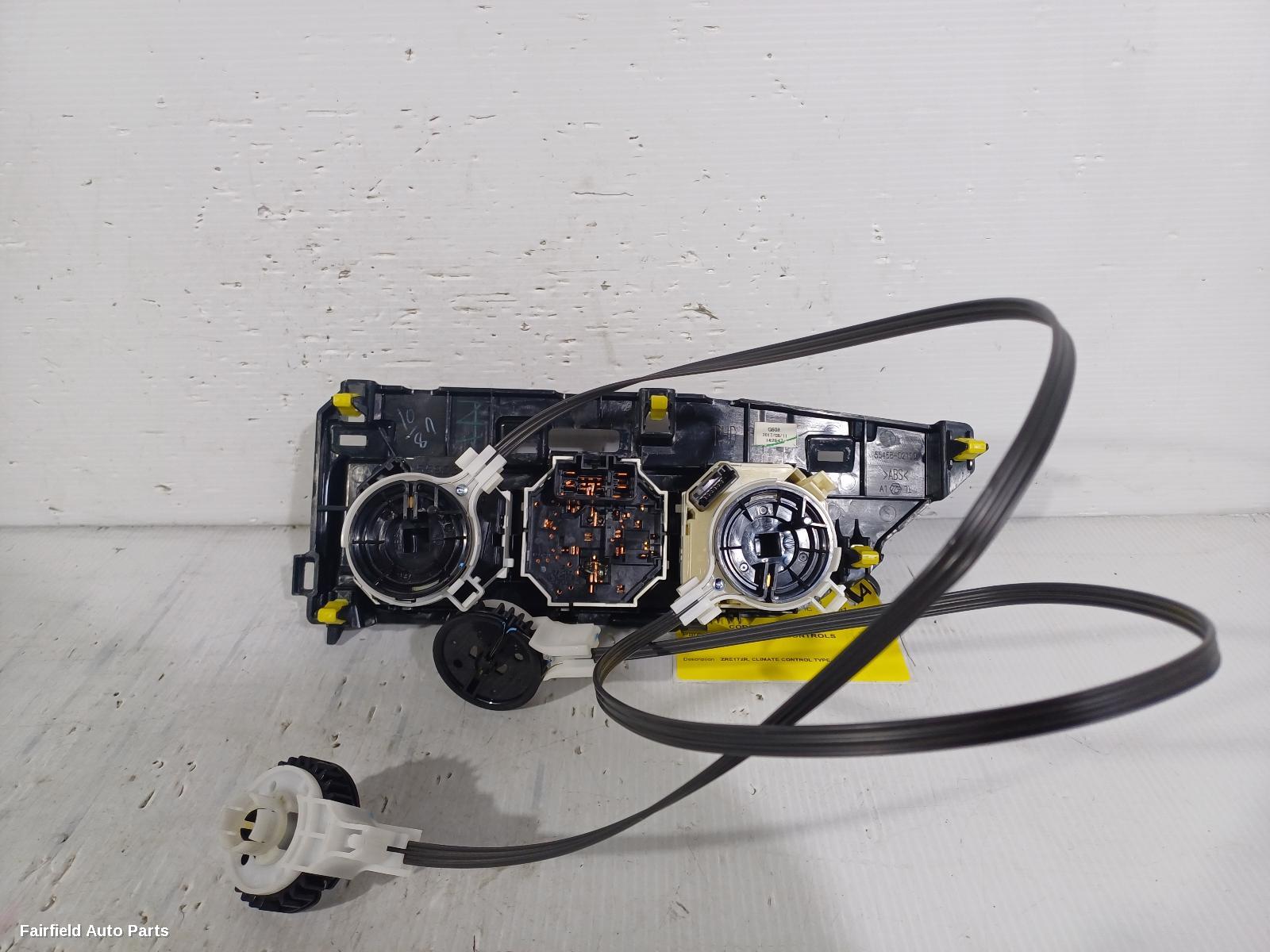 2013-2019 Toyota Corolla Heater Ac Controls