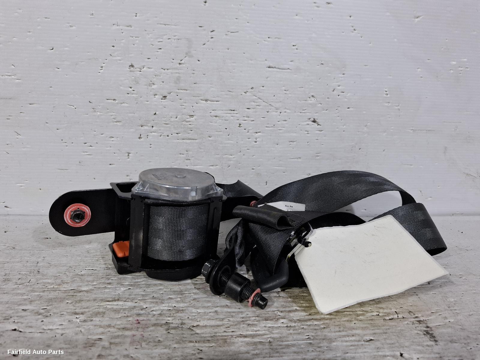 2020-2026 Ldv Deliver 9 Seatbelt Stalk