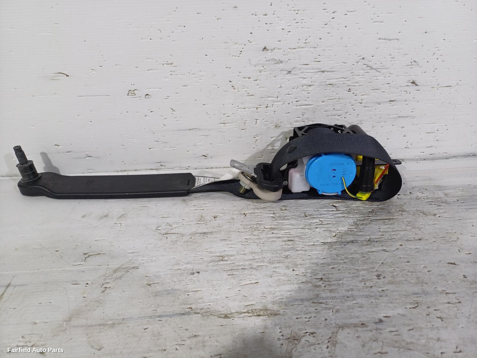 2015-2025 Nissan Navara Seatbelt Stalk