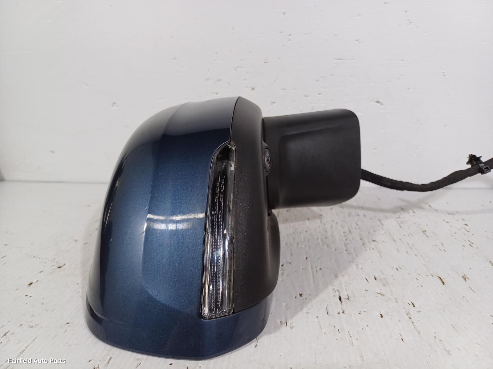 2017-2024 Volvo Xc60 Right Door Mirror