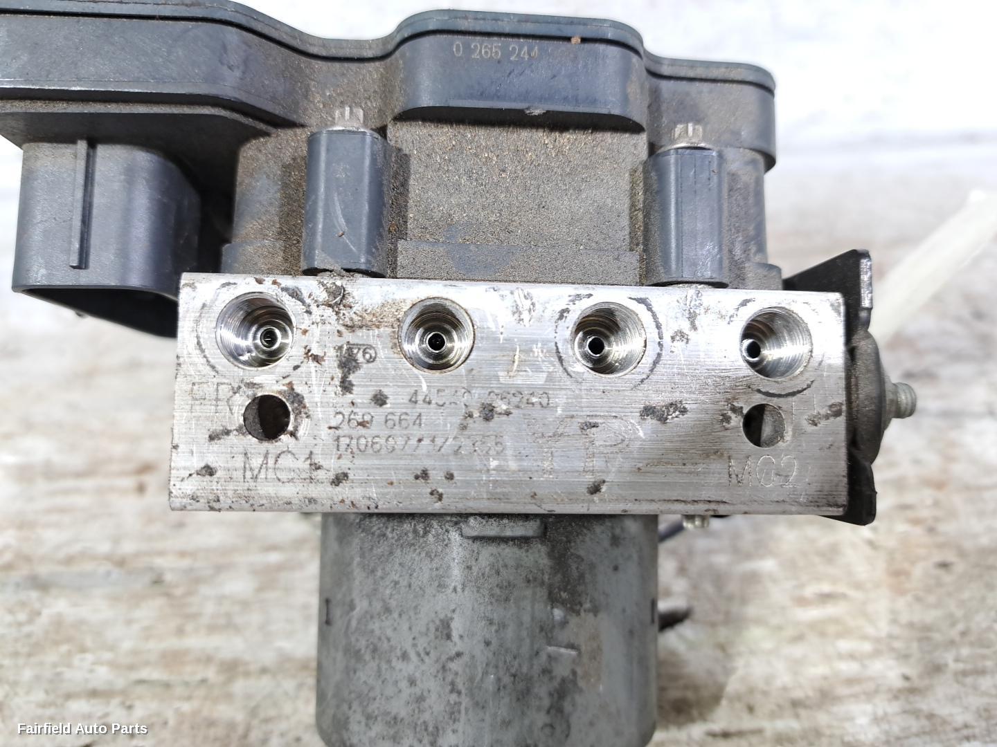 2015-2017 Toyota Camry Abs Pump Modulator