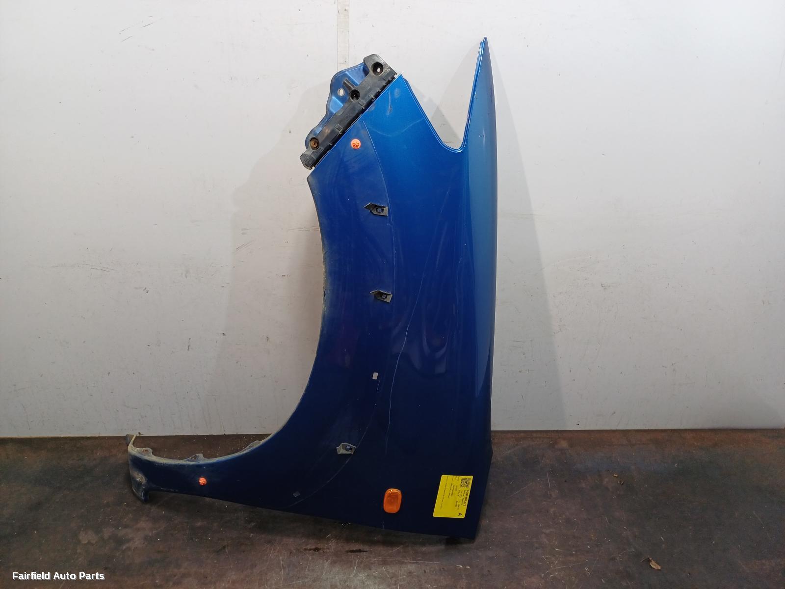 2011-2015 Toyota Hilux Left Guard
