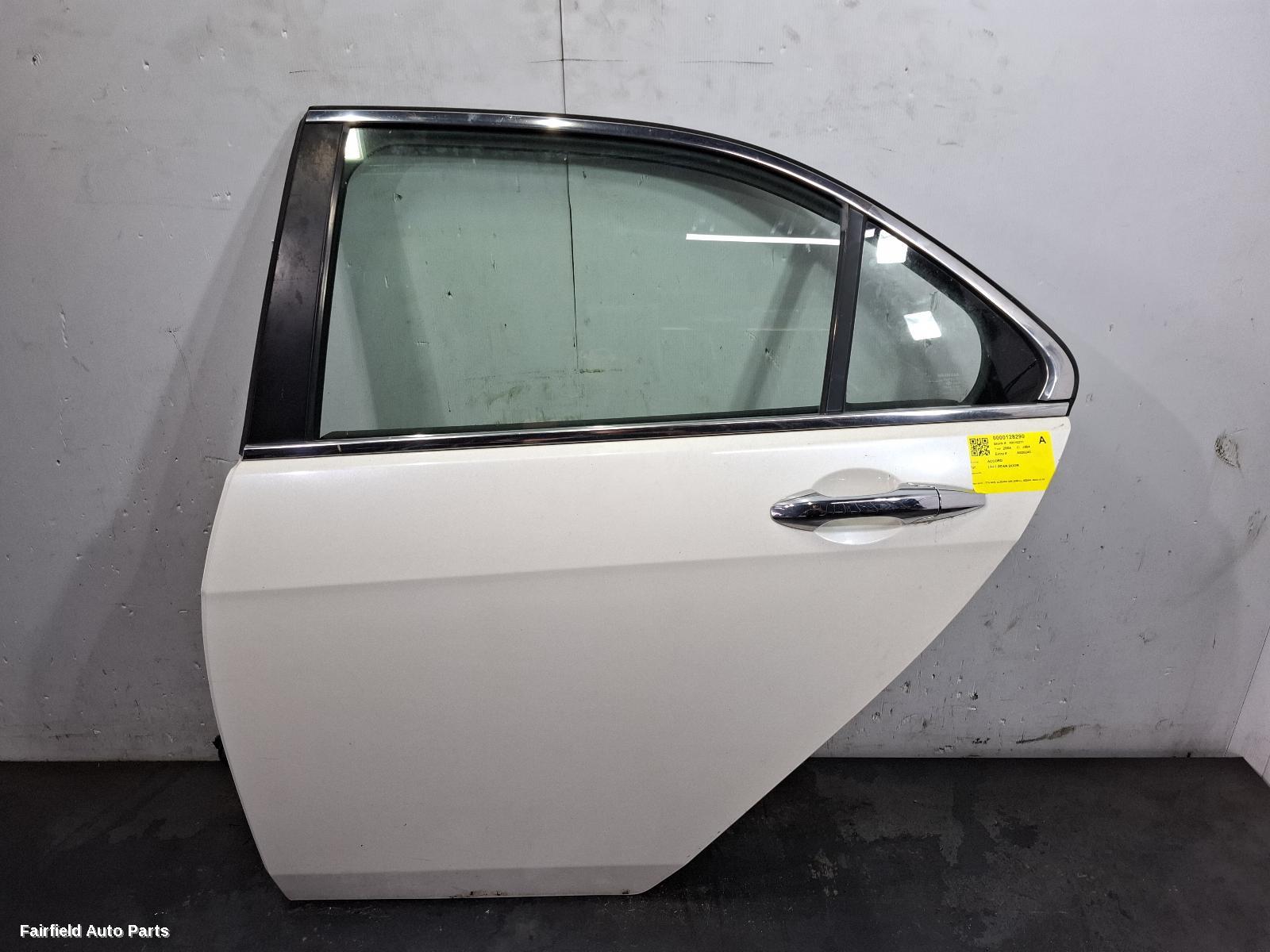 2003-2008 Honda Accord Left Rear Door Sliding