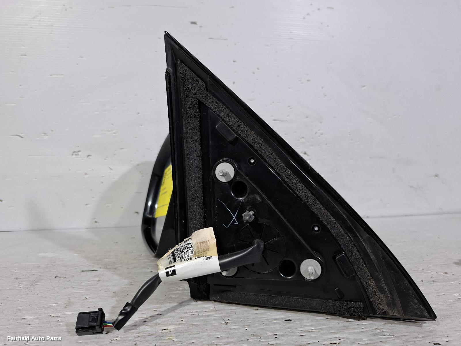 2013-2016 Nissan Pathfinder Left Door Mirror