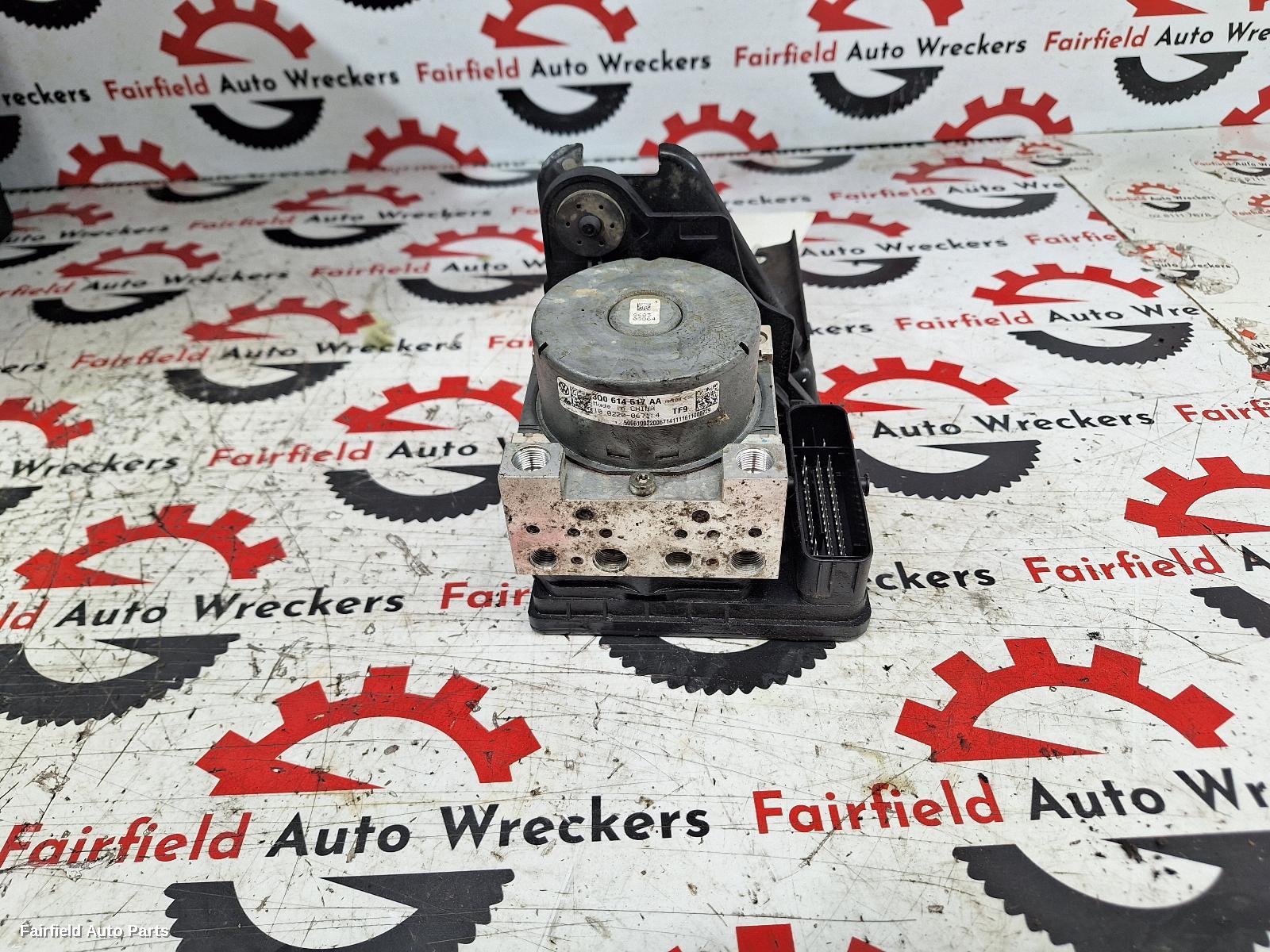 2013-2020 Volkswagen Golf Abs Pump Modulator