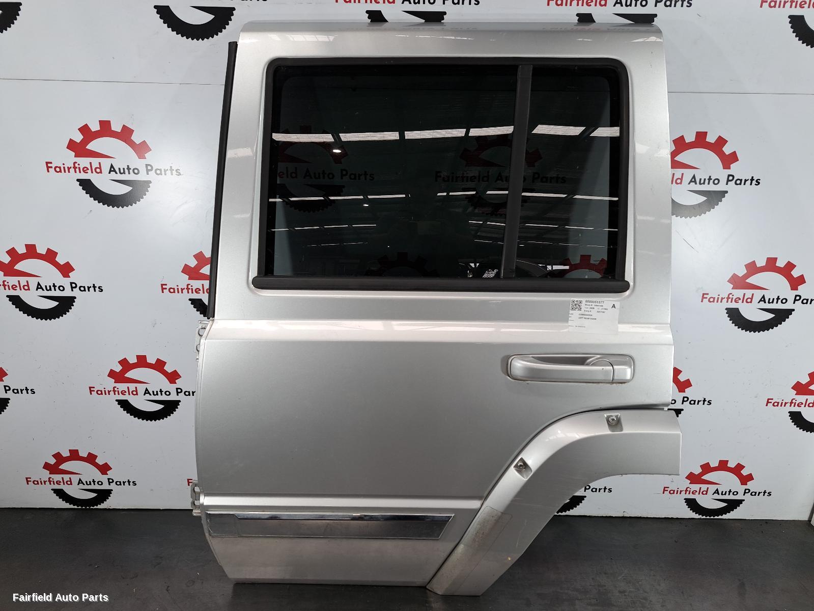 2006-2010 Jeep Commander Left Rear Door Sliding