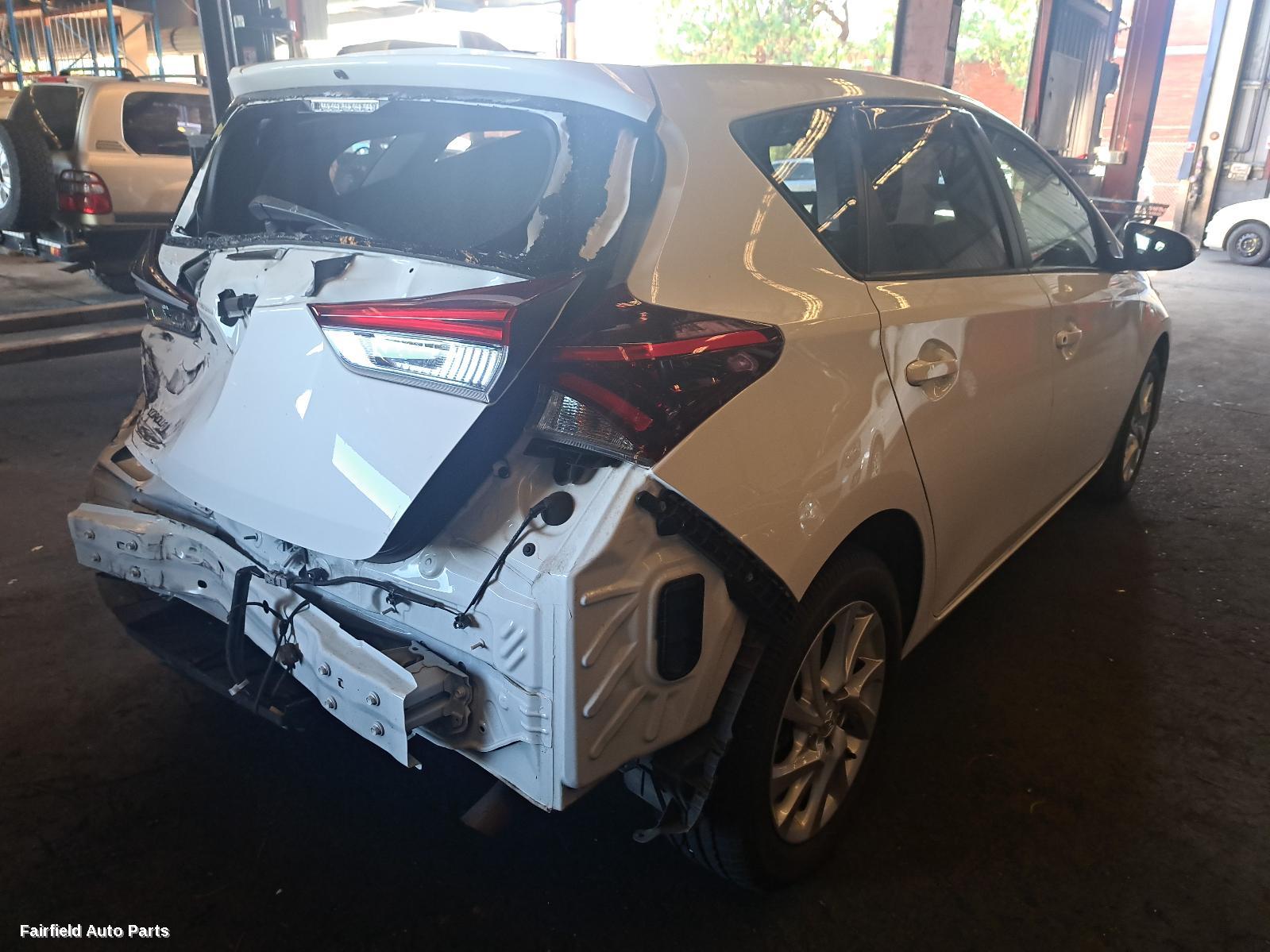 2012-2018 Toyota Corolla Courtesy Light