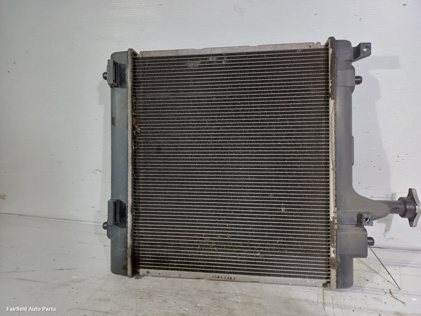 2009-2014 Suzuki Alto Radiator